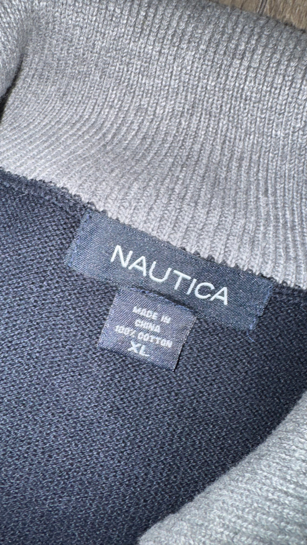 SUÉTER NÁUTICA