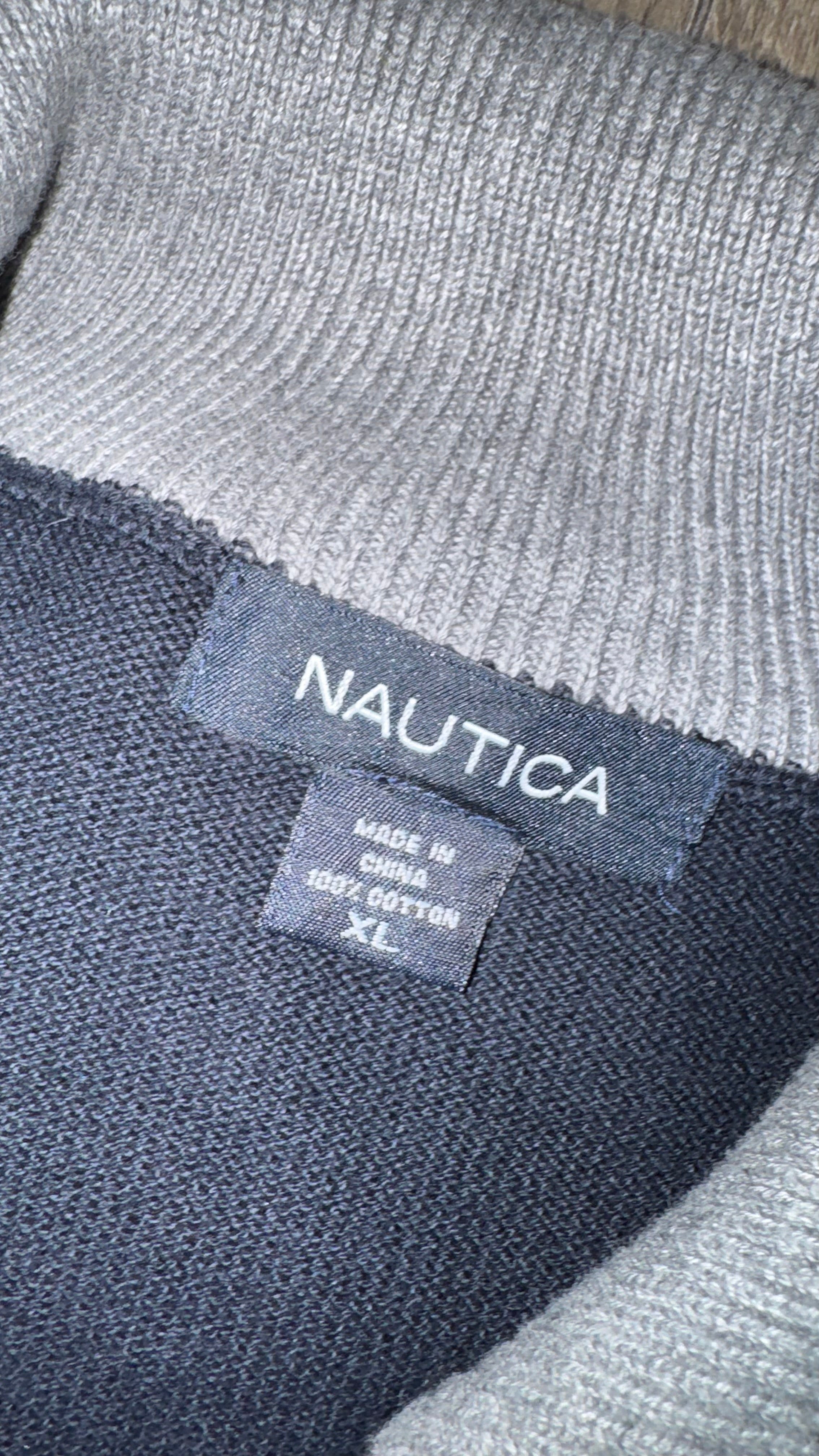 SUÉTER NÁUTICA