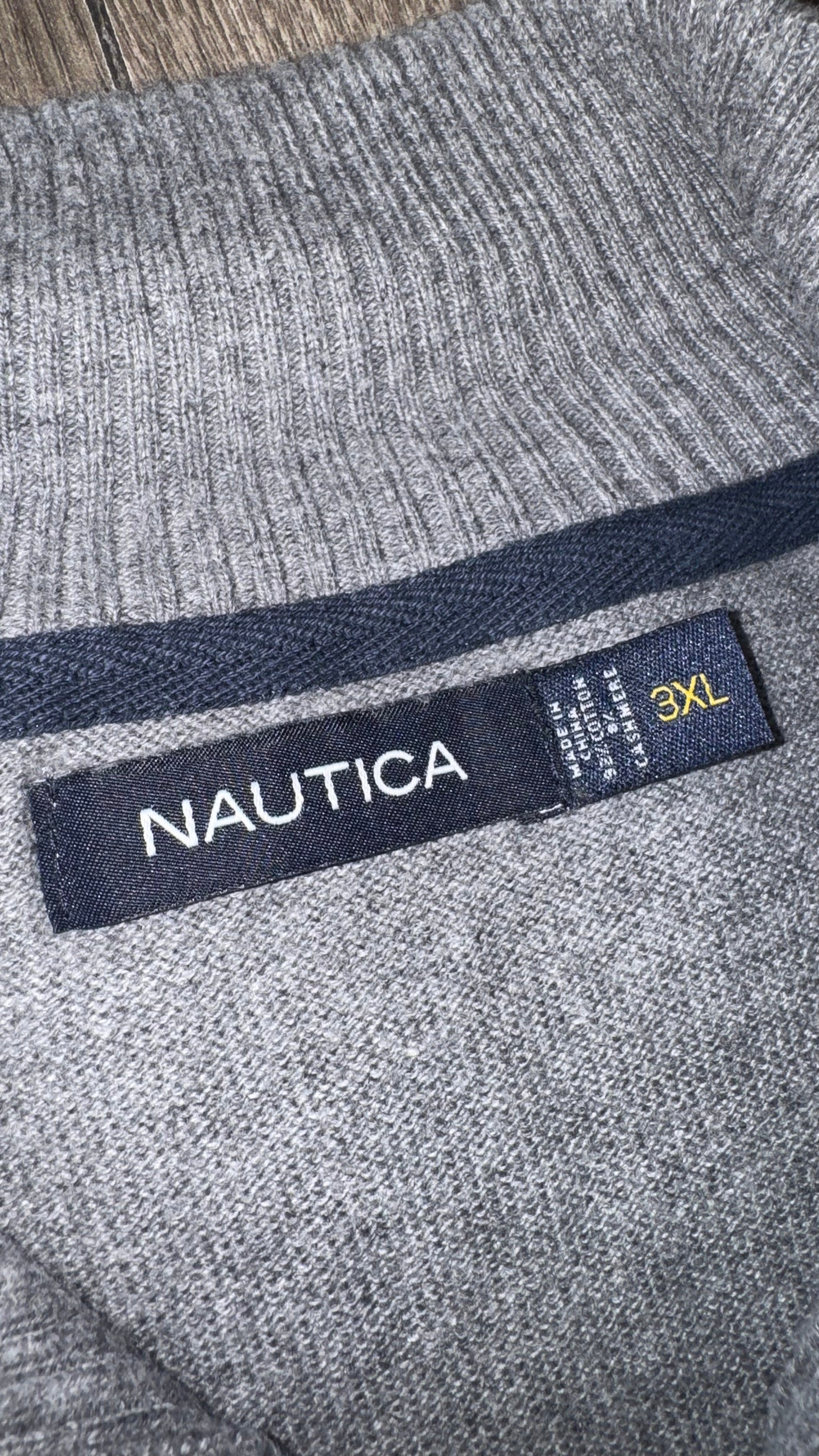 SUÉTER NÁUTICA