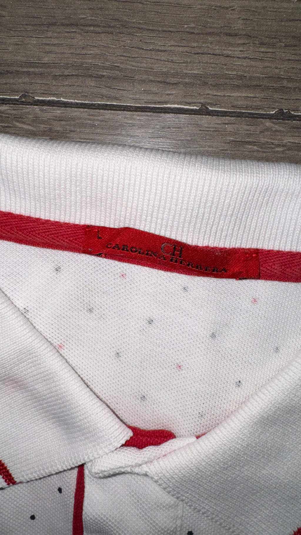 PLAYERA CAROLINA HERRERA