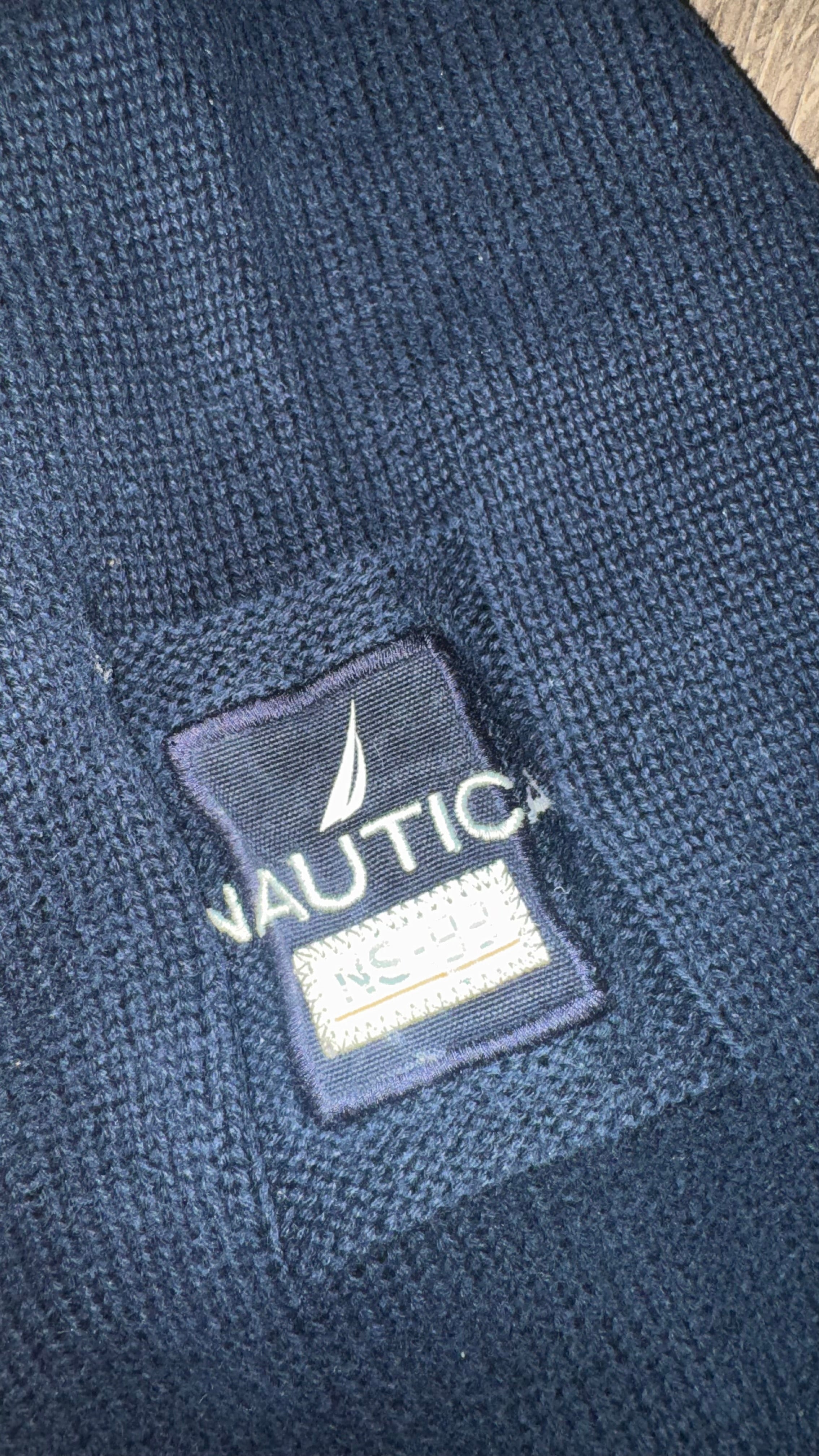 SUÉTER NÁUTICA