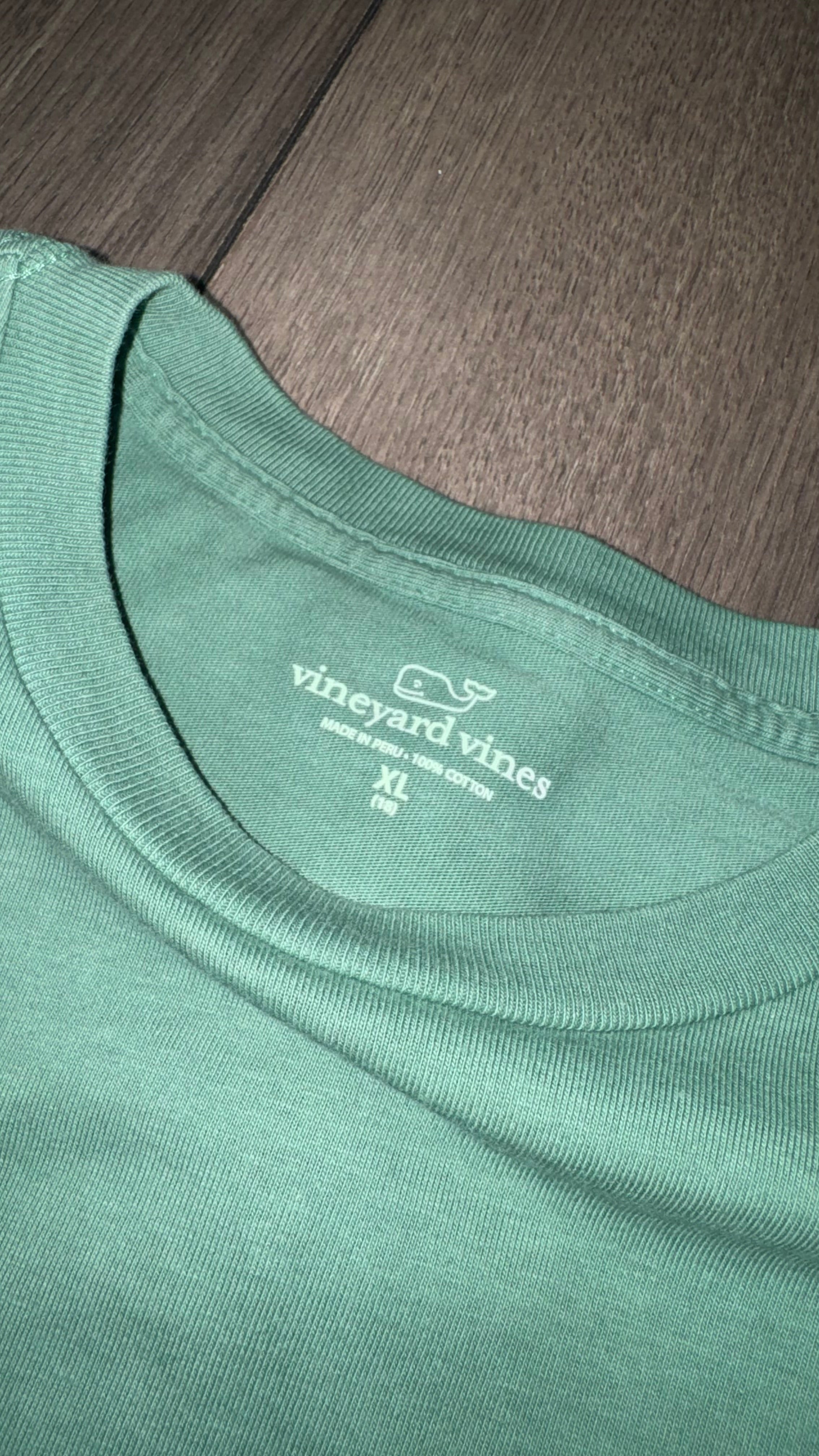 PLAYERA VINEYARD VINES