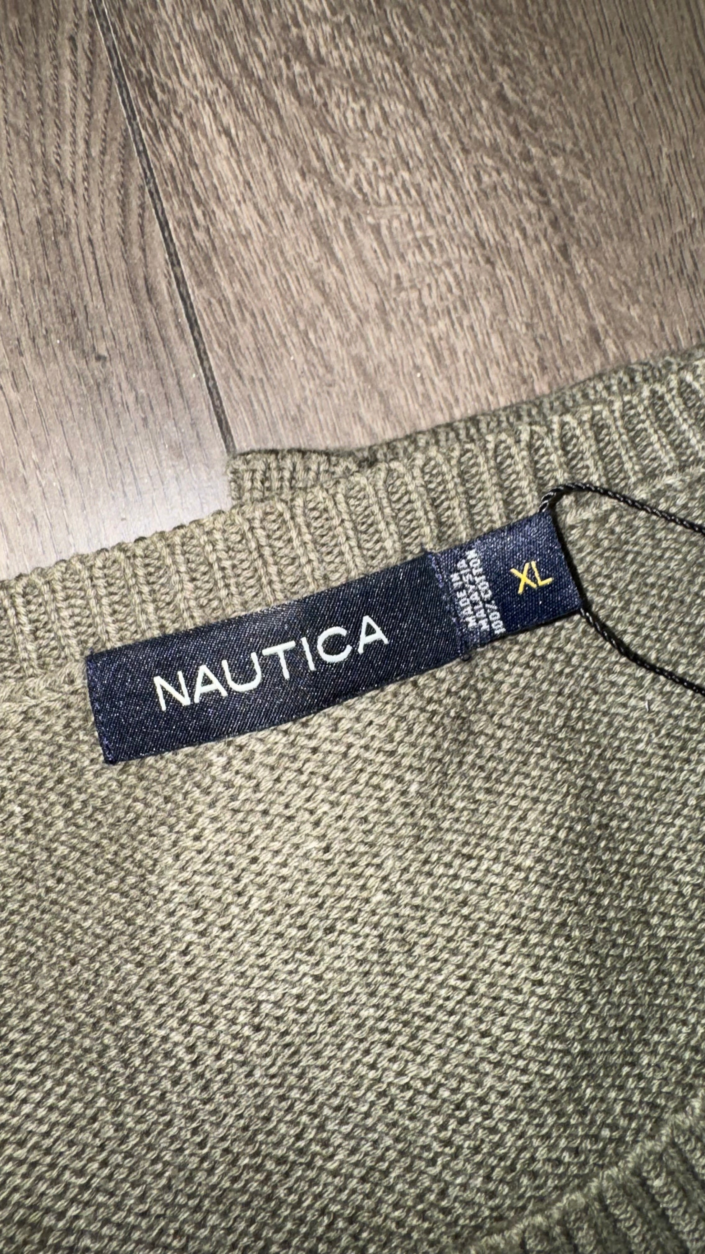 SUÉTER NÁUTICA