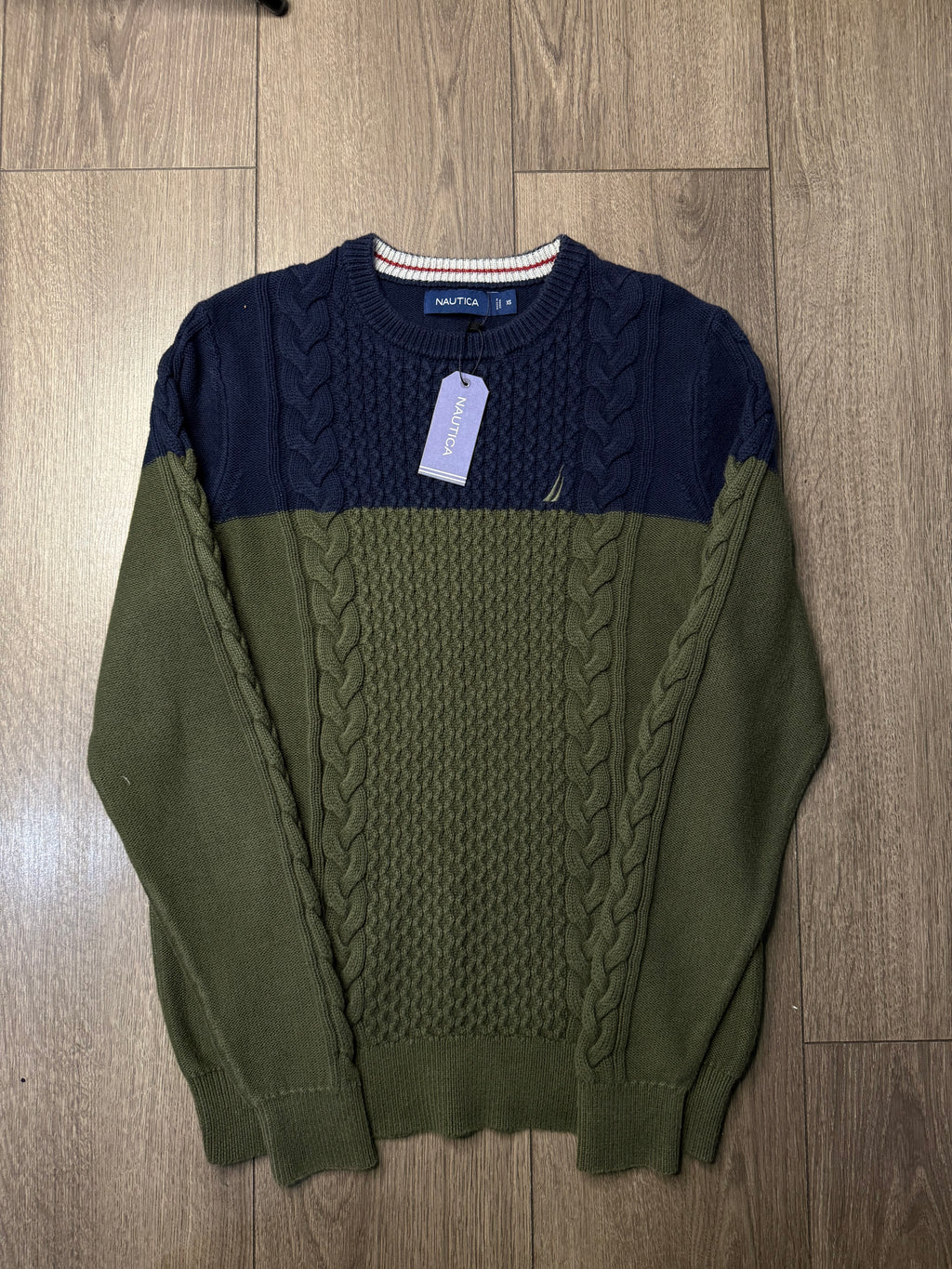 SUÉTER NÁUTICA