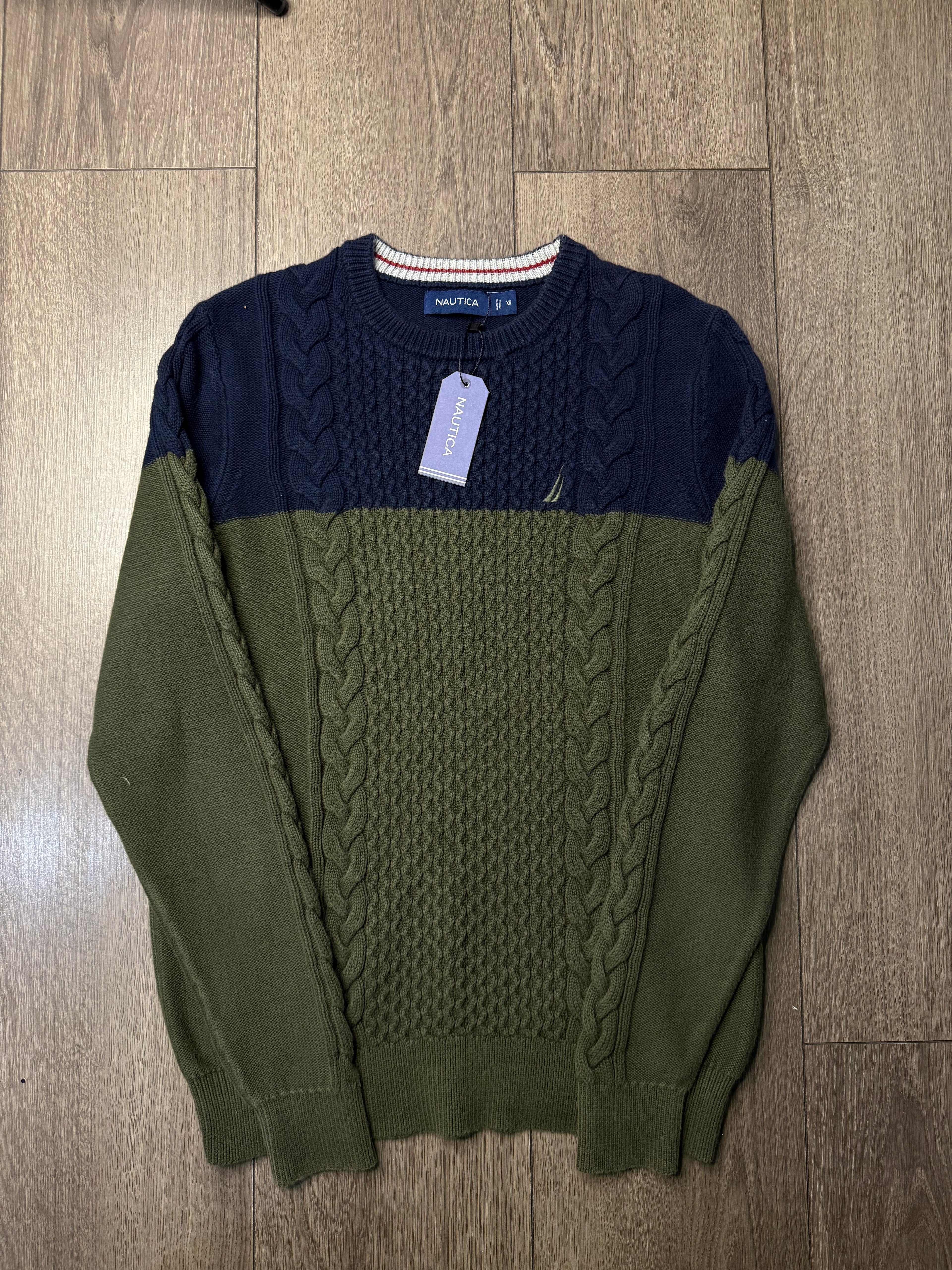SUÉTER NÁUTICA