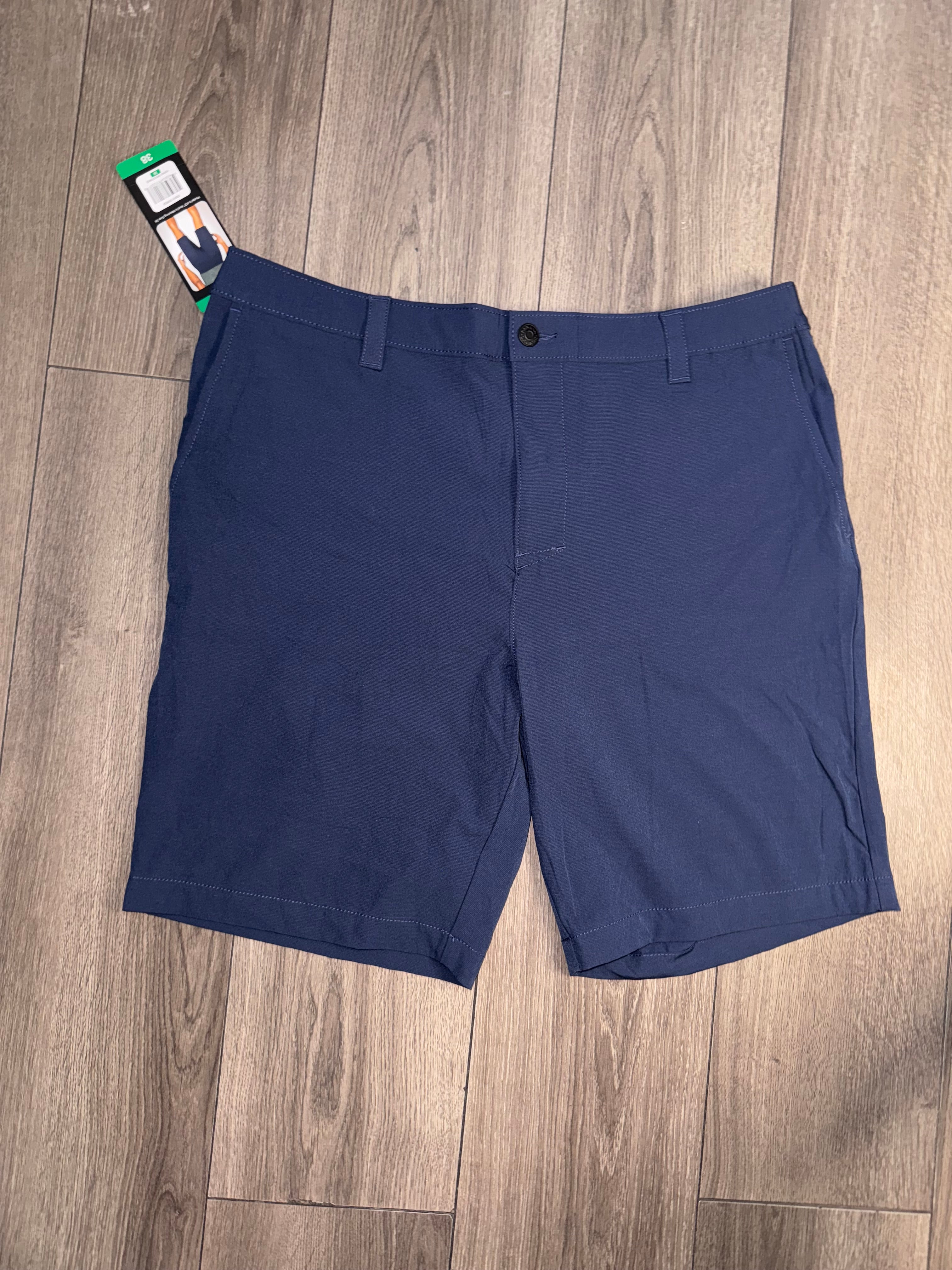 38 BERMUDA BANANA REPUBLIC