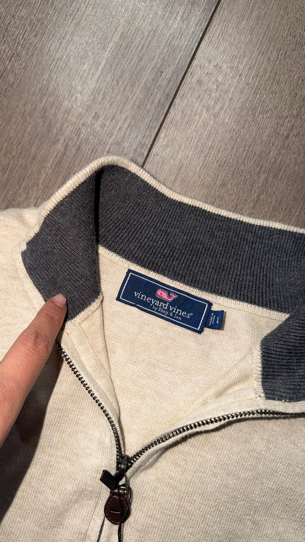 SUÉTER VINEYARD VINES