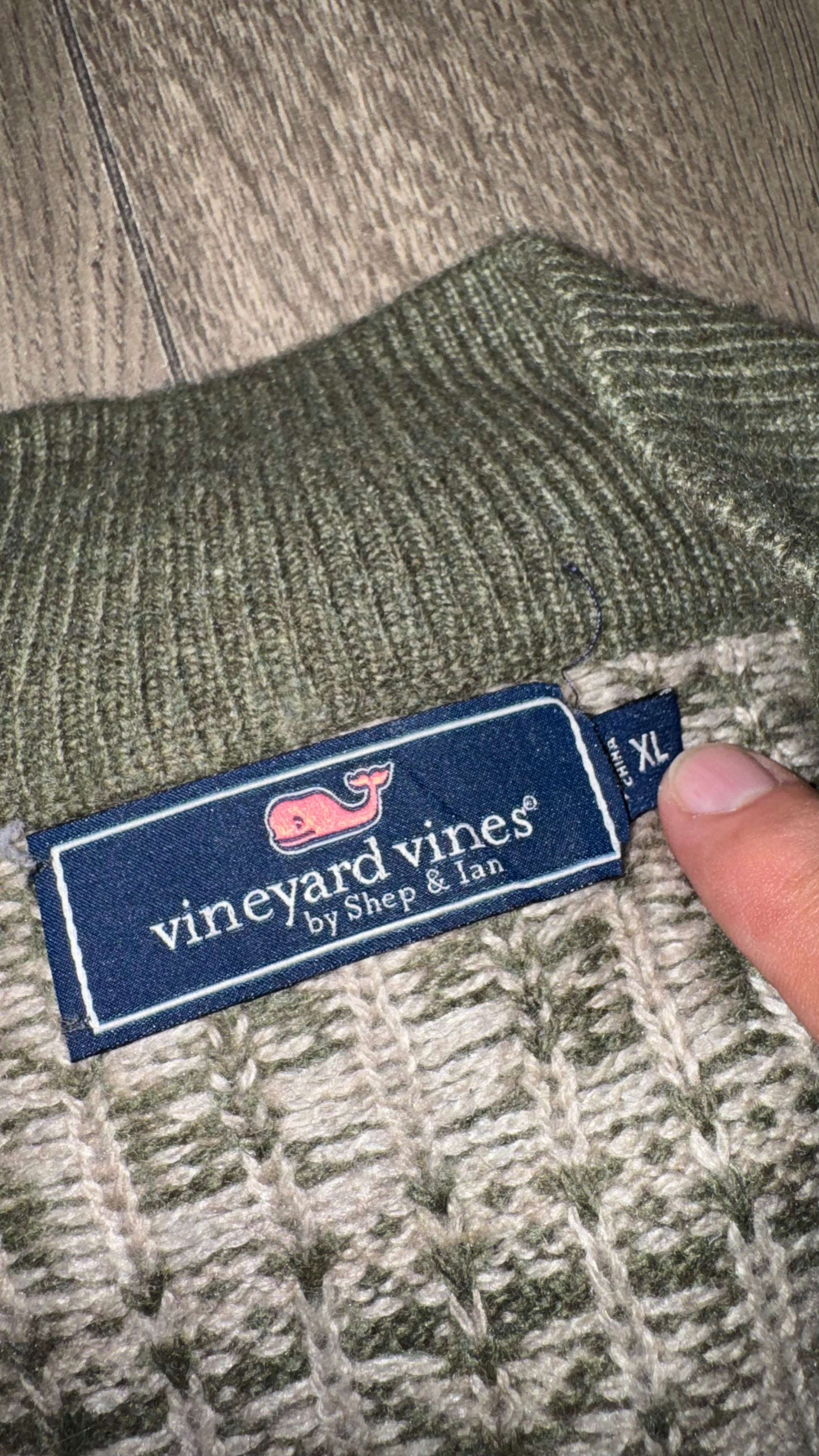 SUÉTER VINEYARD VINES