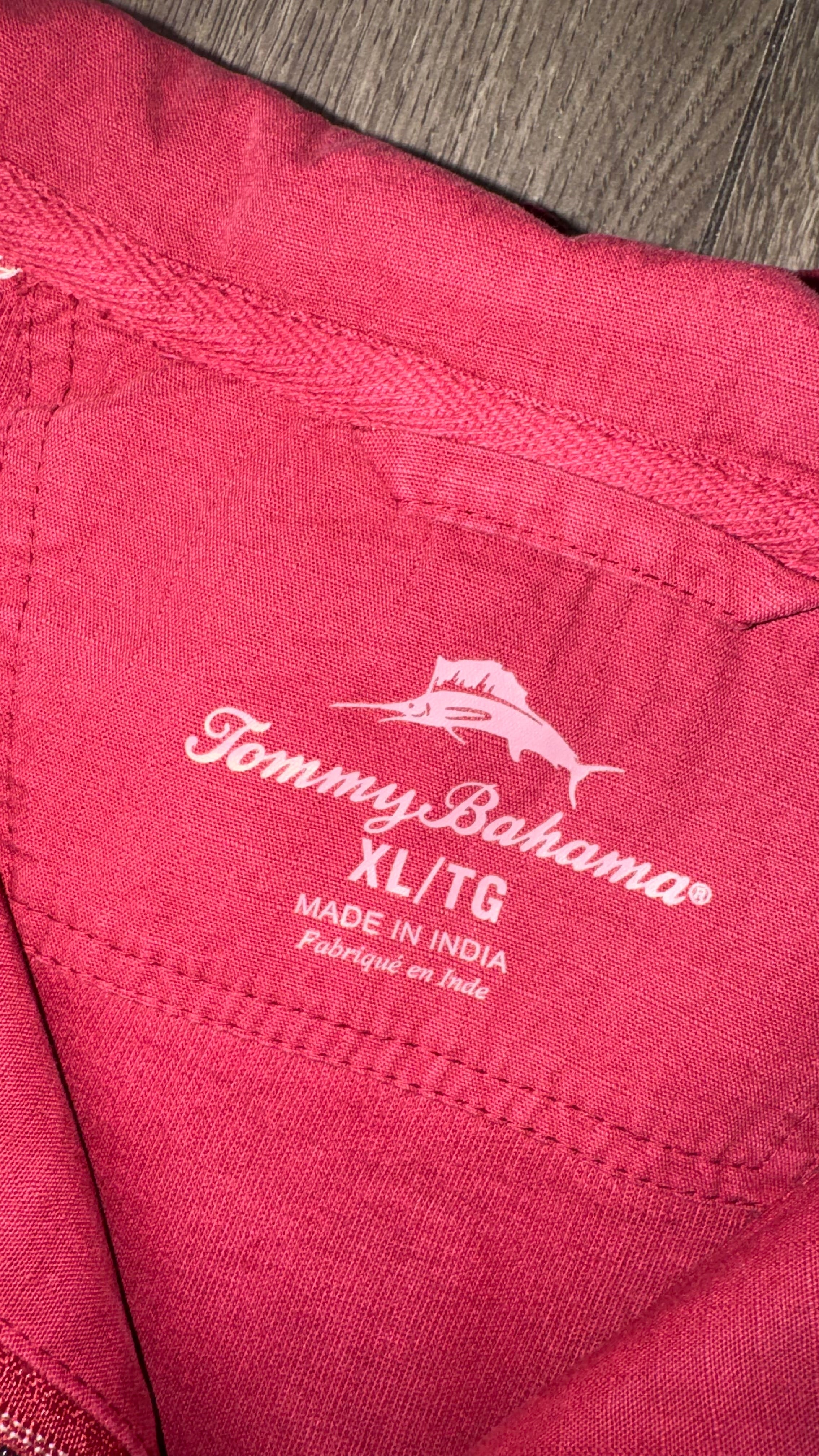 SUÉTER TOMMY BAHAMA