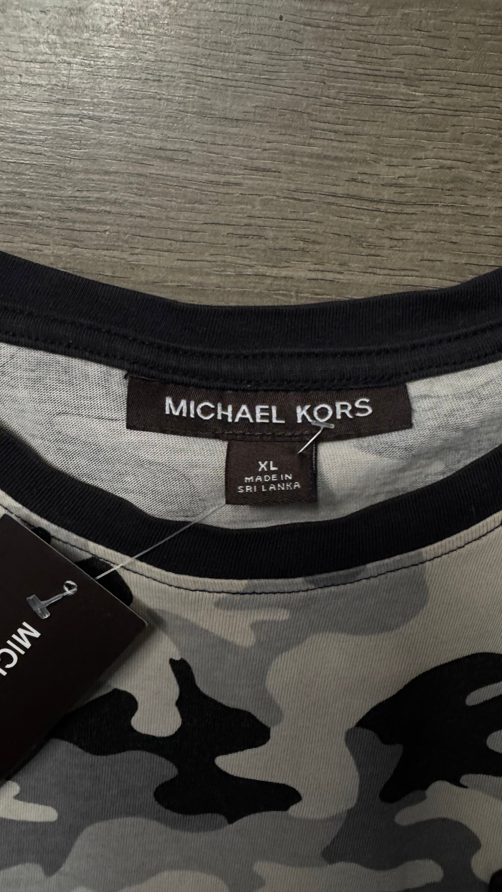 PLAYERA MICHAEL KORS