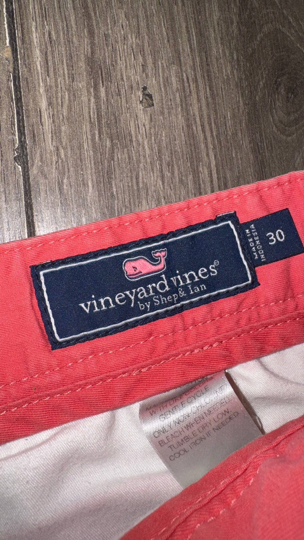 BERMUDA VINEYARD VINES