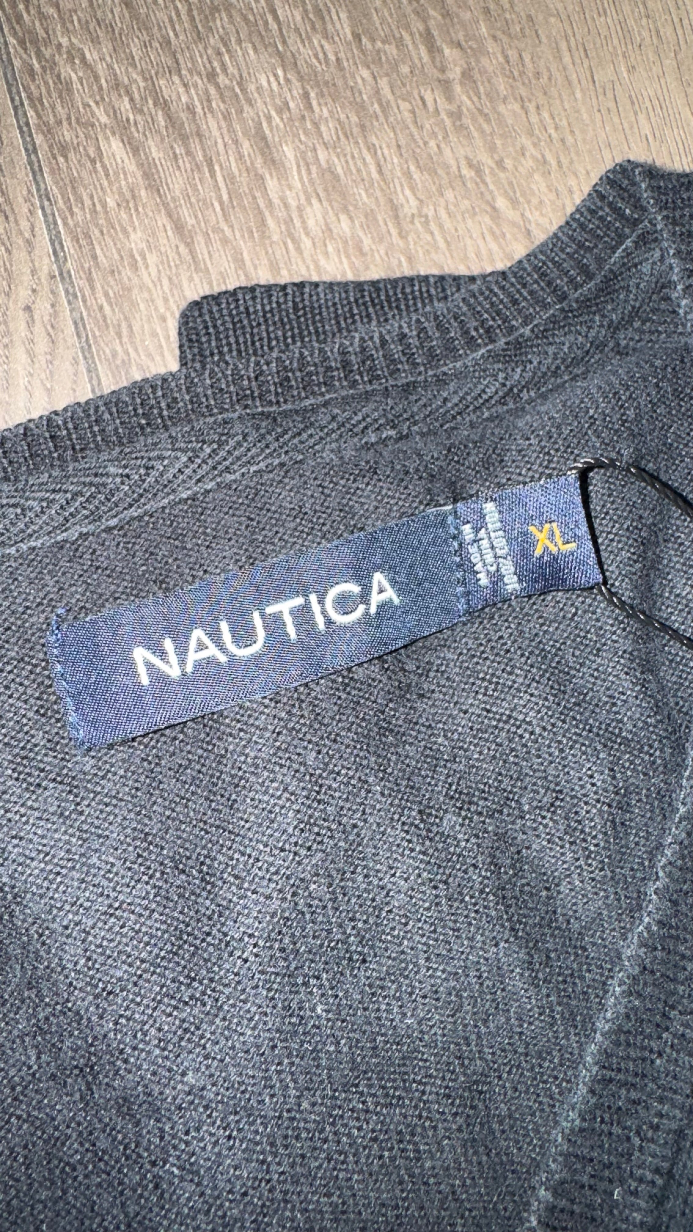 SUÉTER NÁUTICA