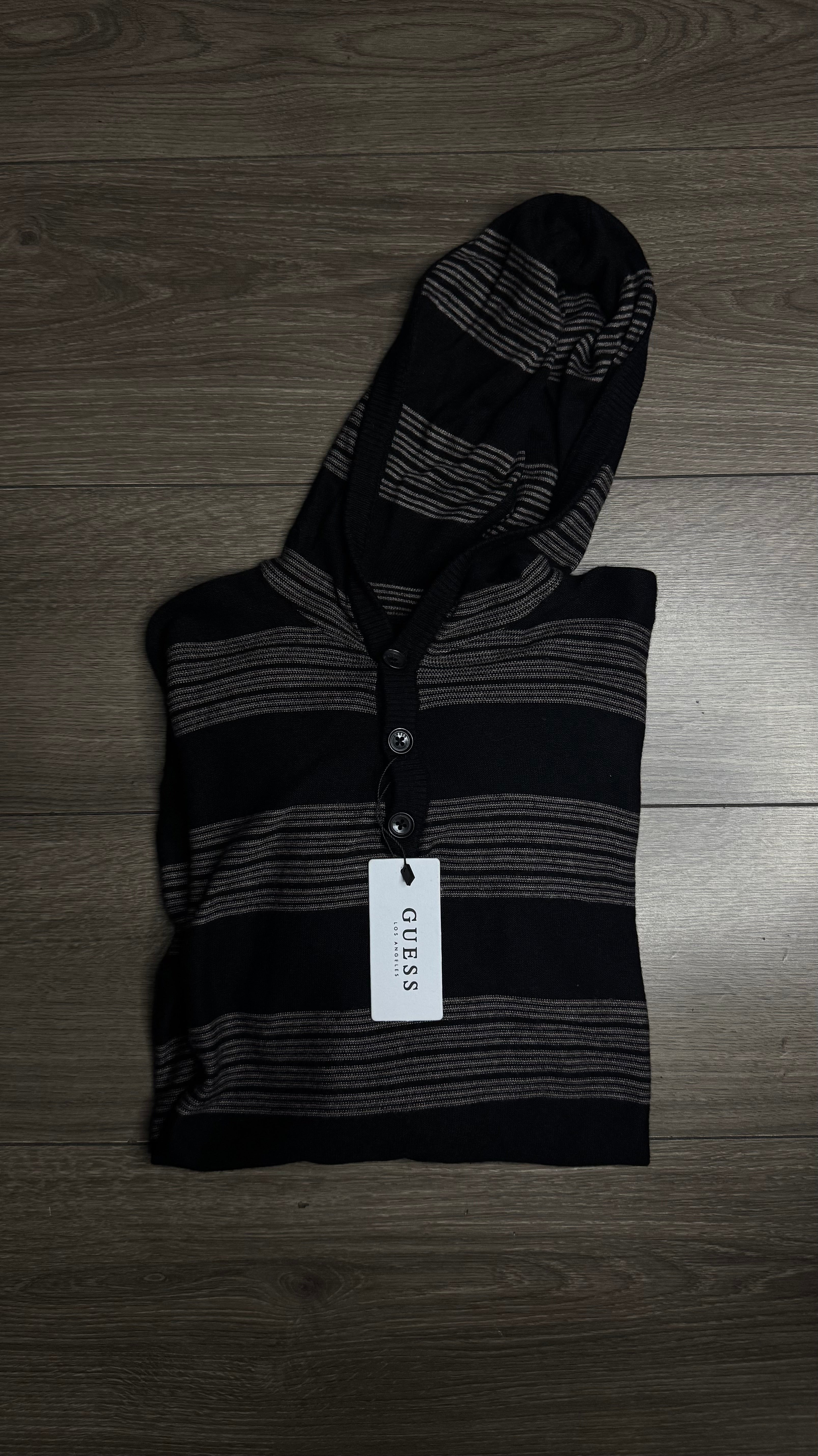 SUÉTER GUESS