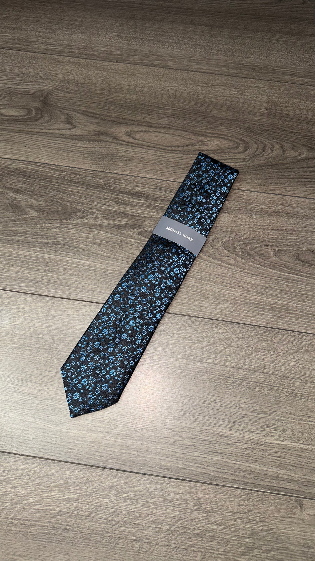 CORBATA MICHAEL KORS