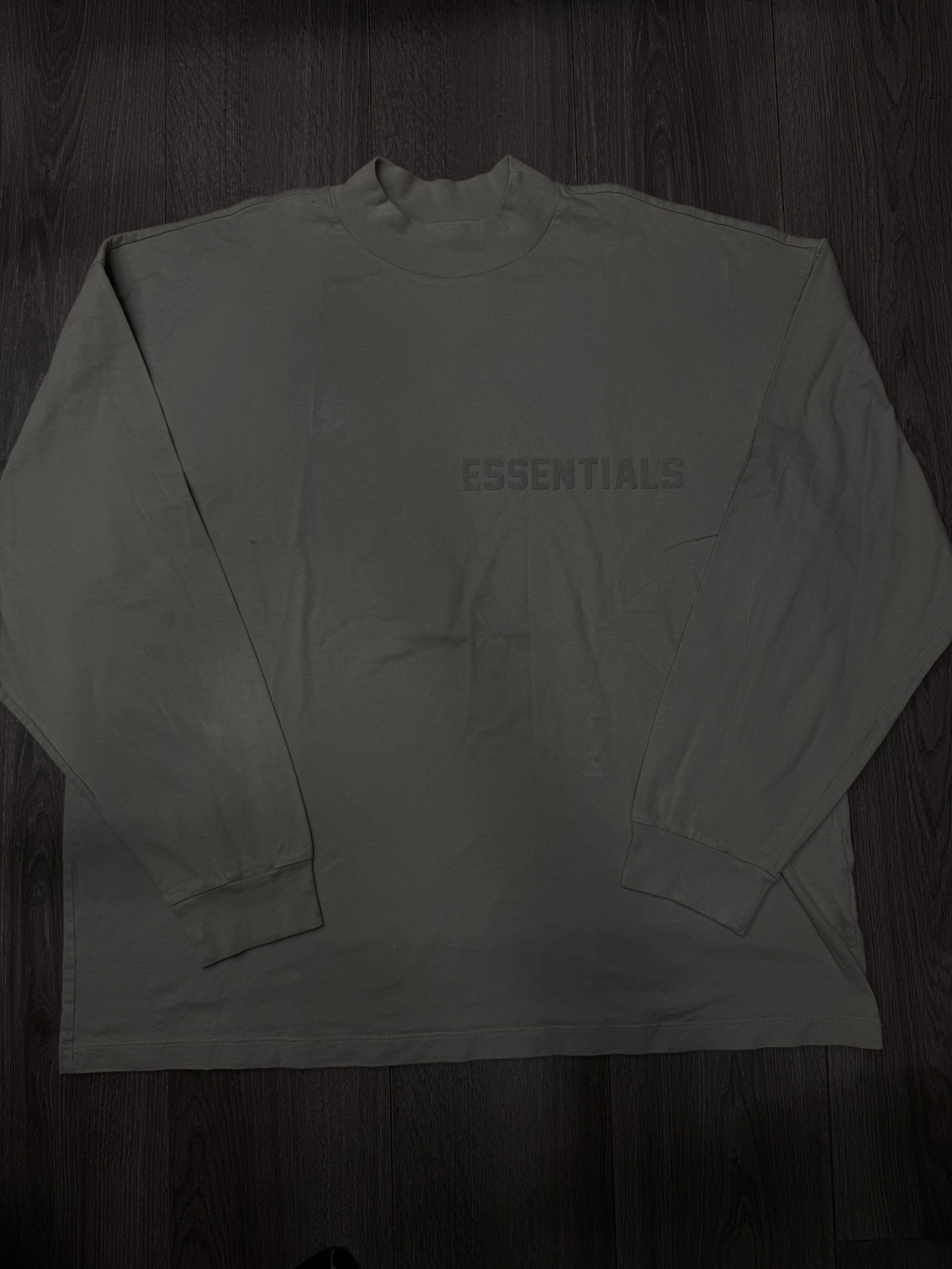 SUÉTER ESSENTIALS