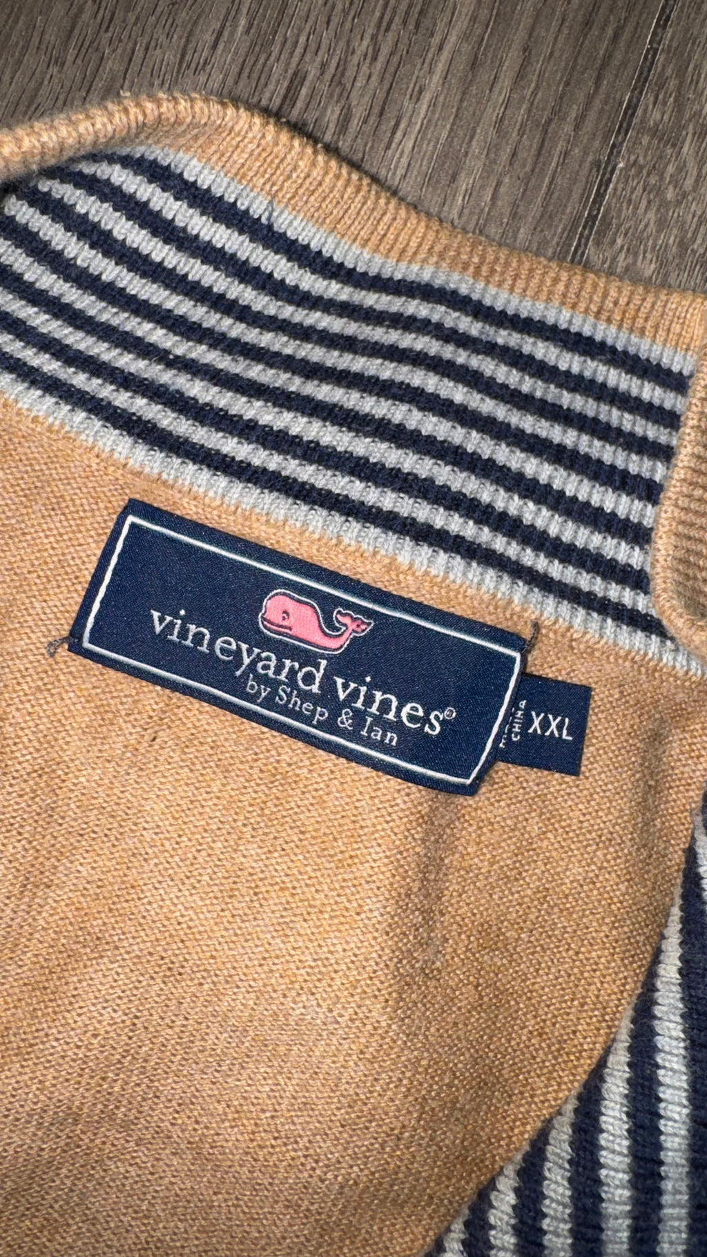 SUÉTER VINEYARD VINES