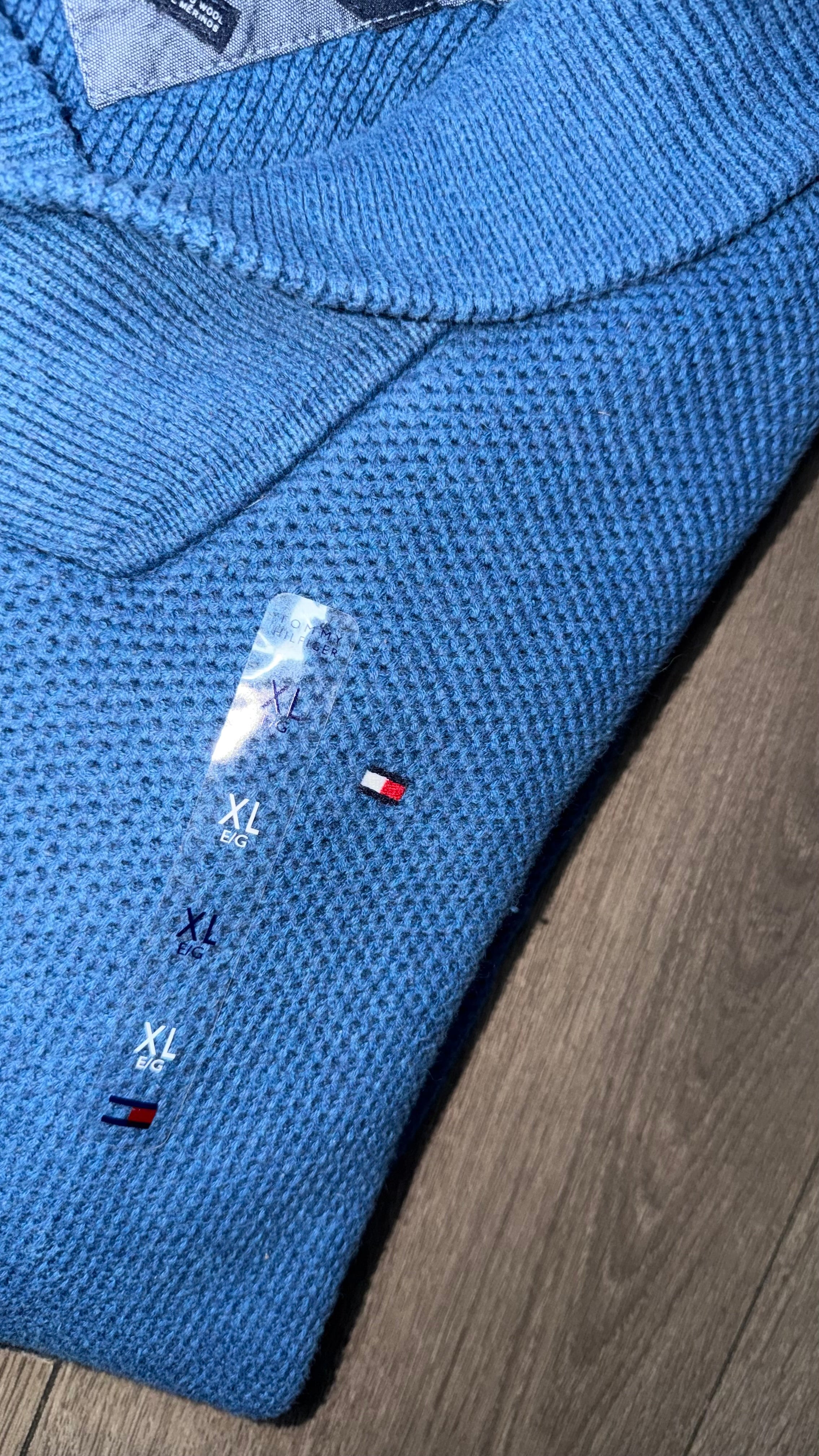 SUÉTER TOMMY HILFIGER