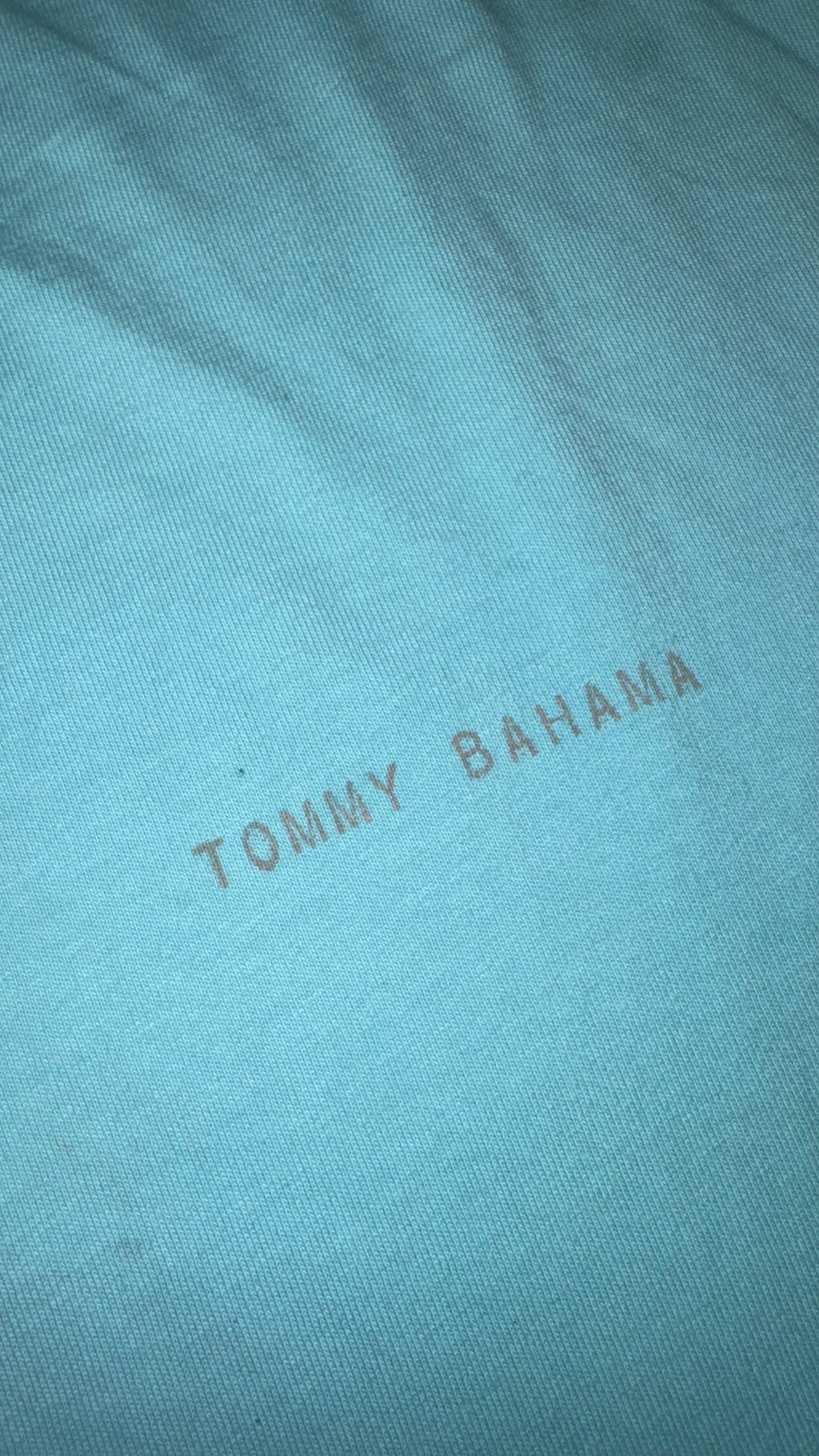 PLAYERA TOMMY BAHAMA