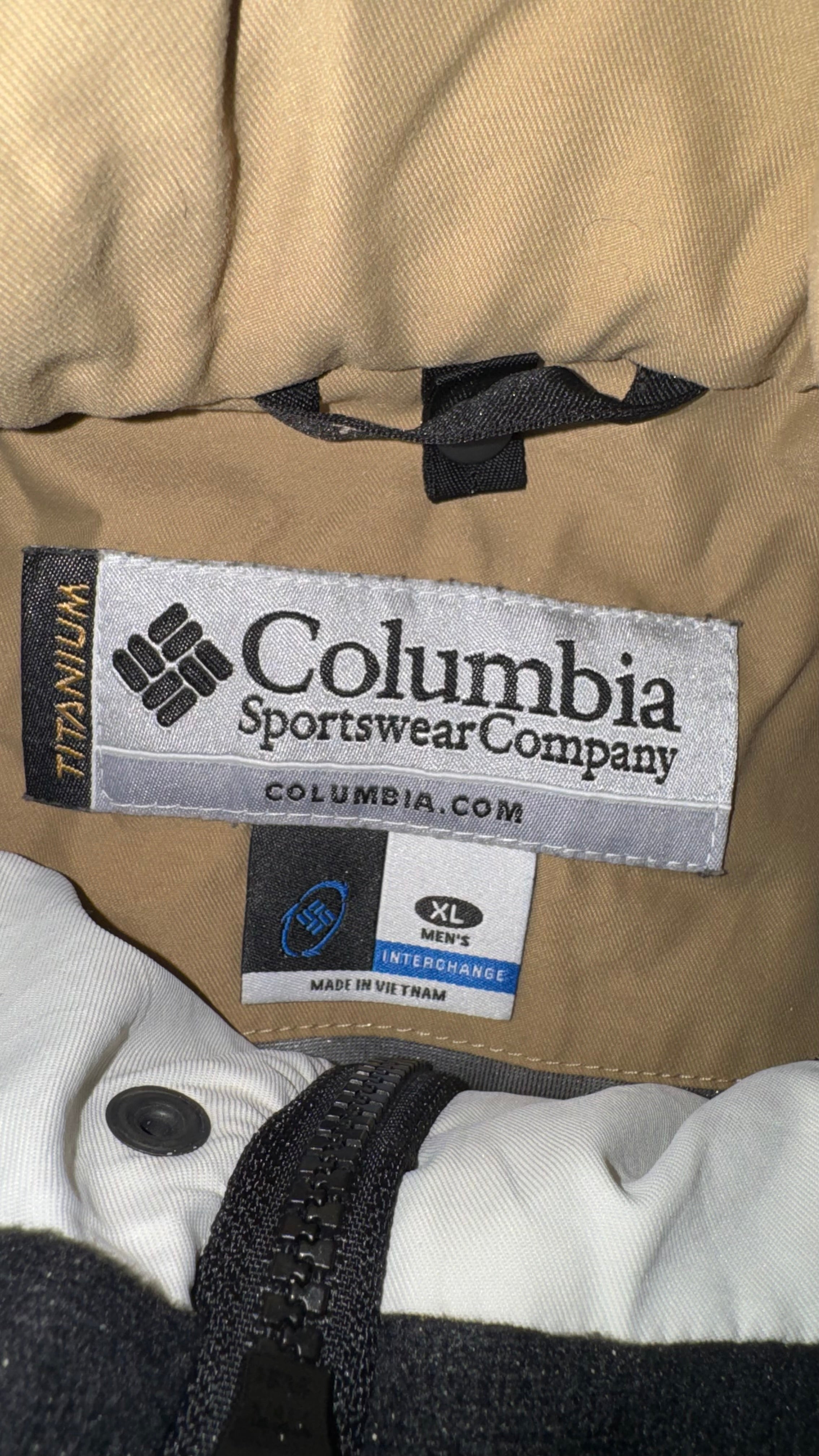 CHAMARRA COLUMBIA