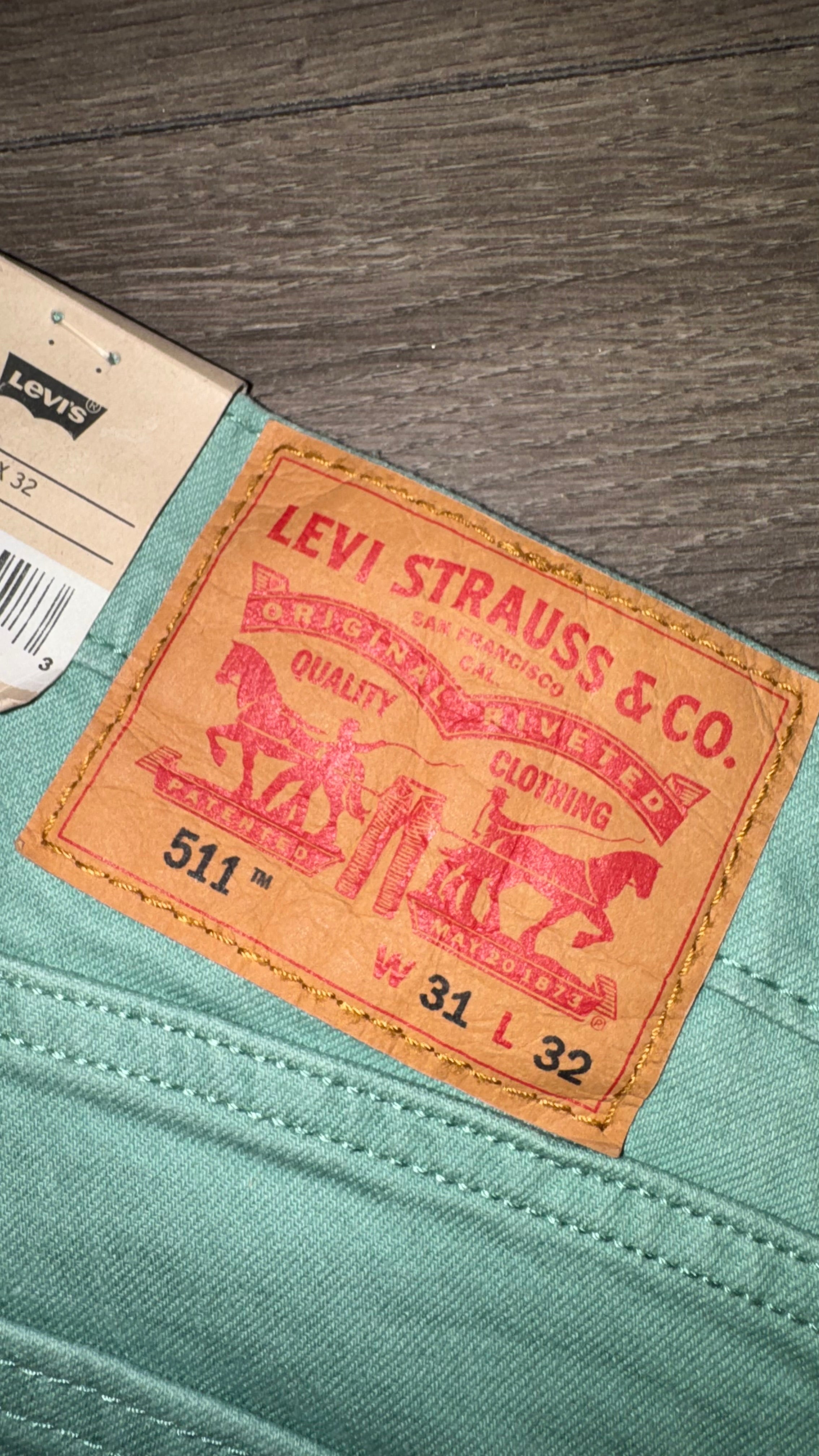 PANTALÓN LEVIS