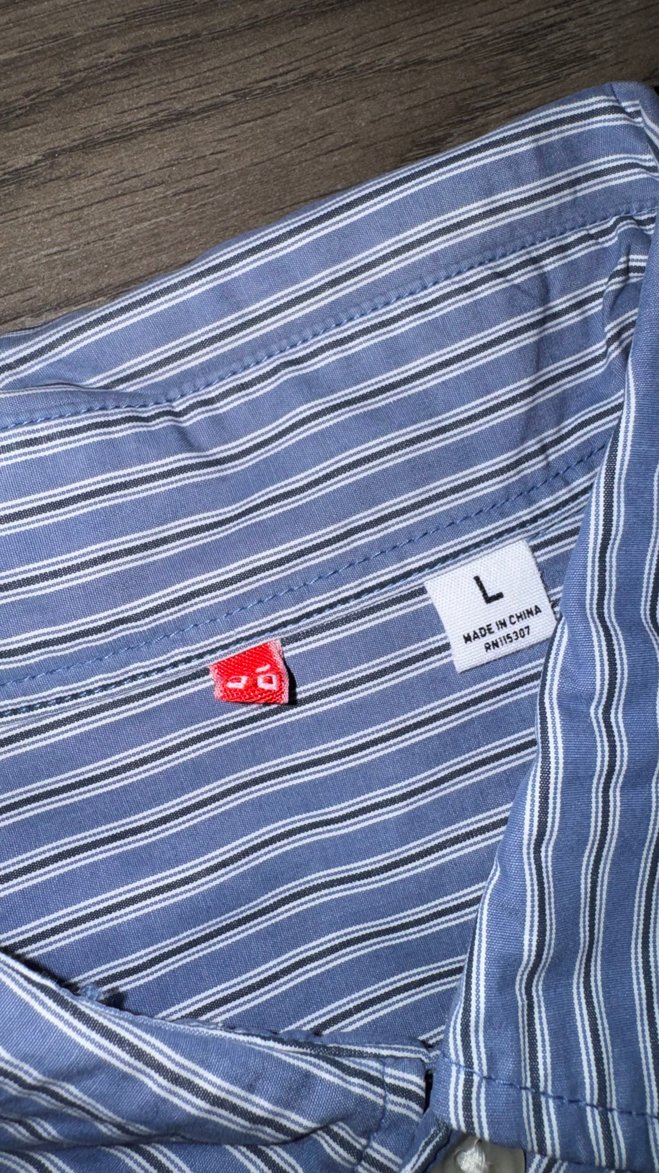 CAMISA UNIQLO