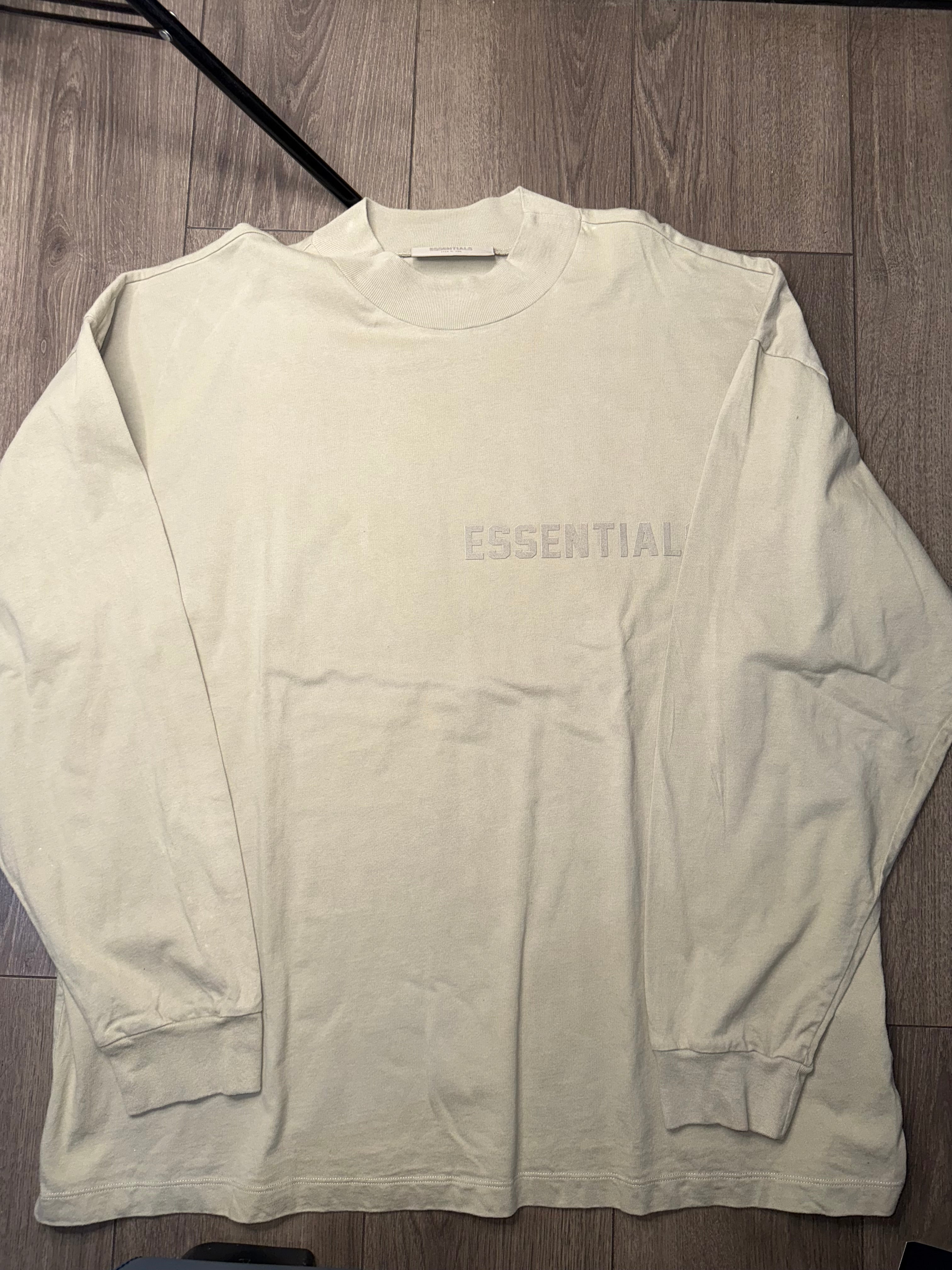 XL PLAYERA ESSENTIALS