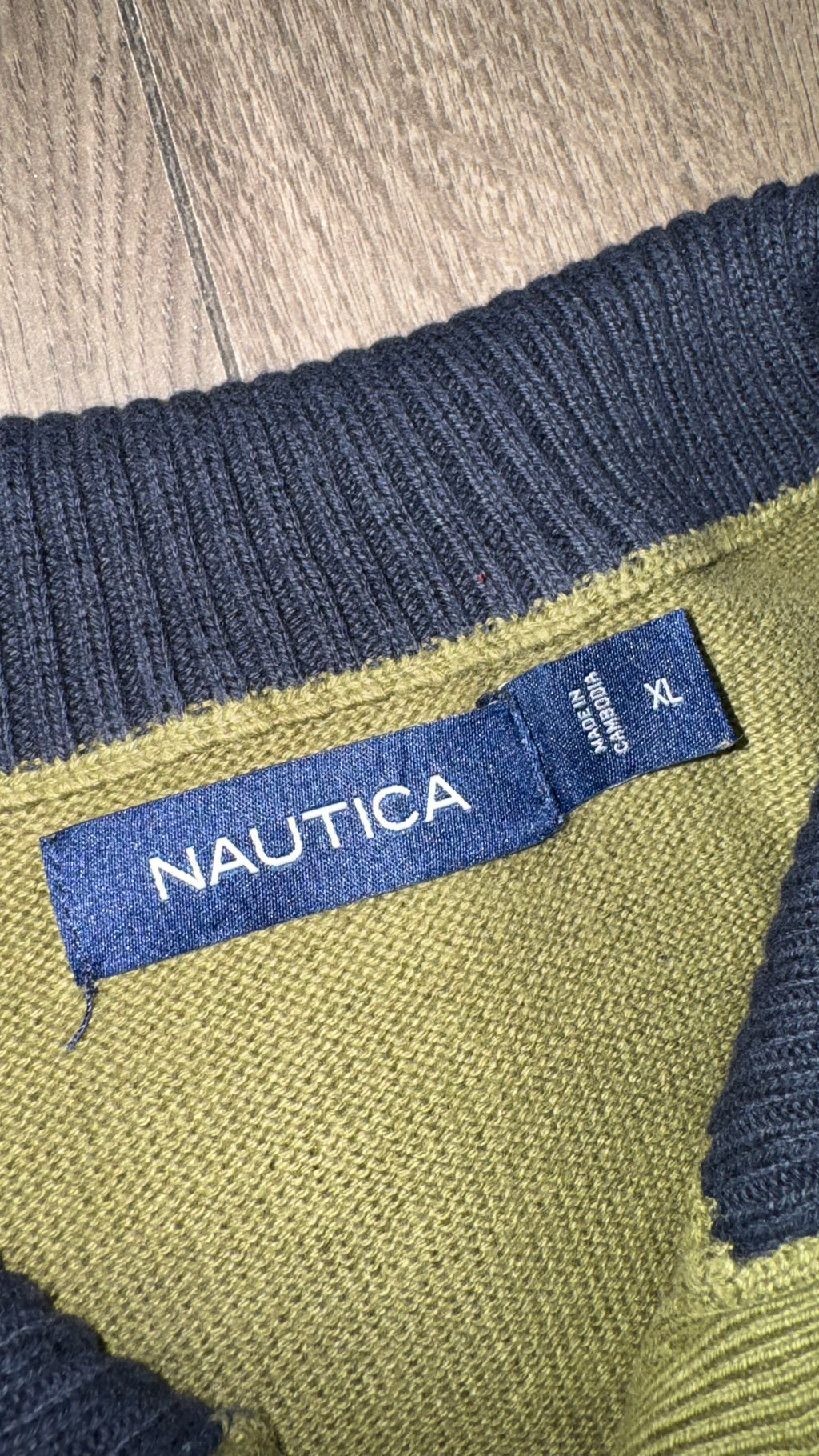 SUÉTER NÁUTICA