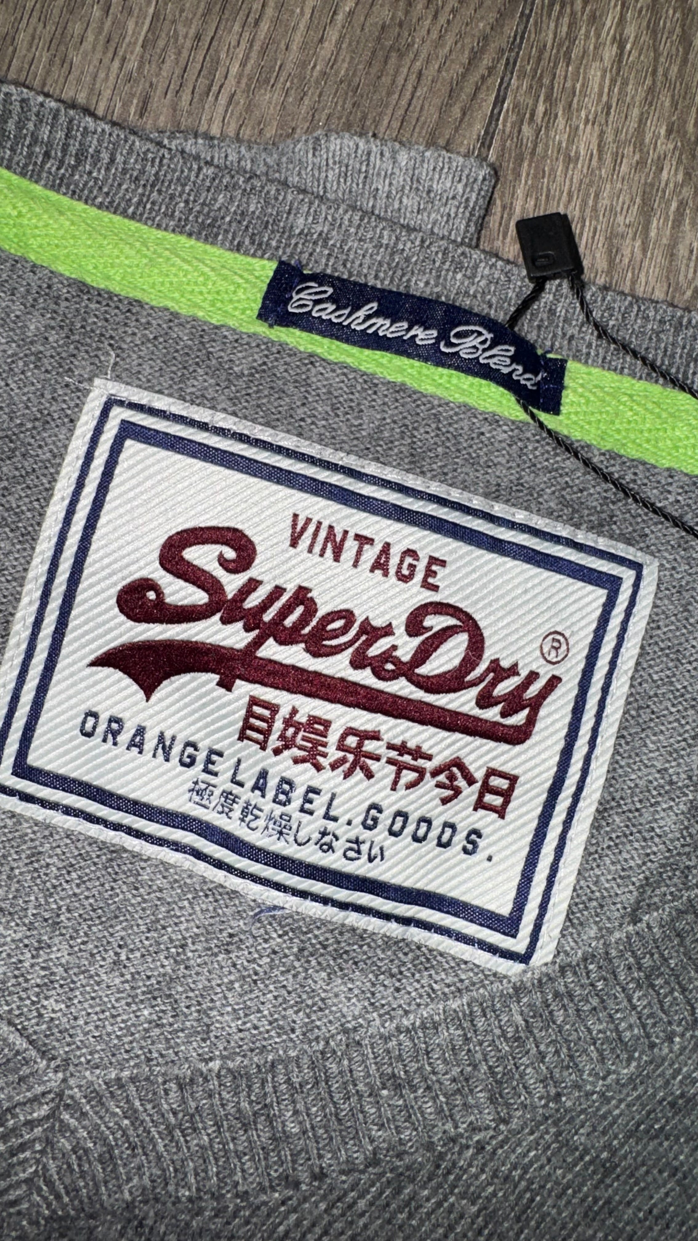 SUÉTER SUPER DRY
