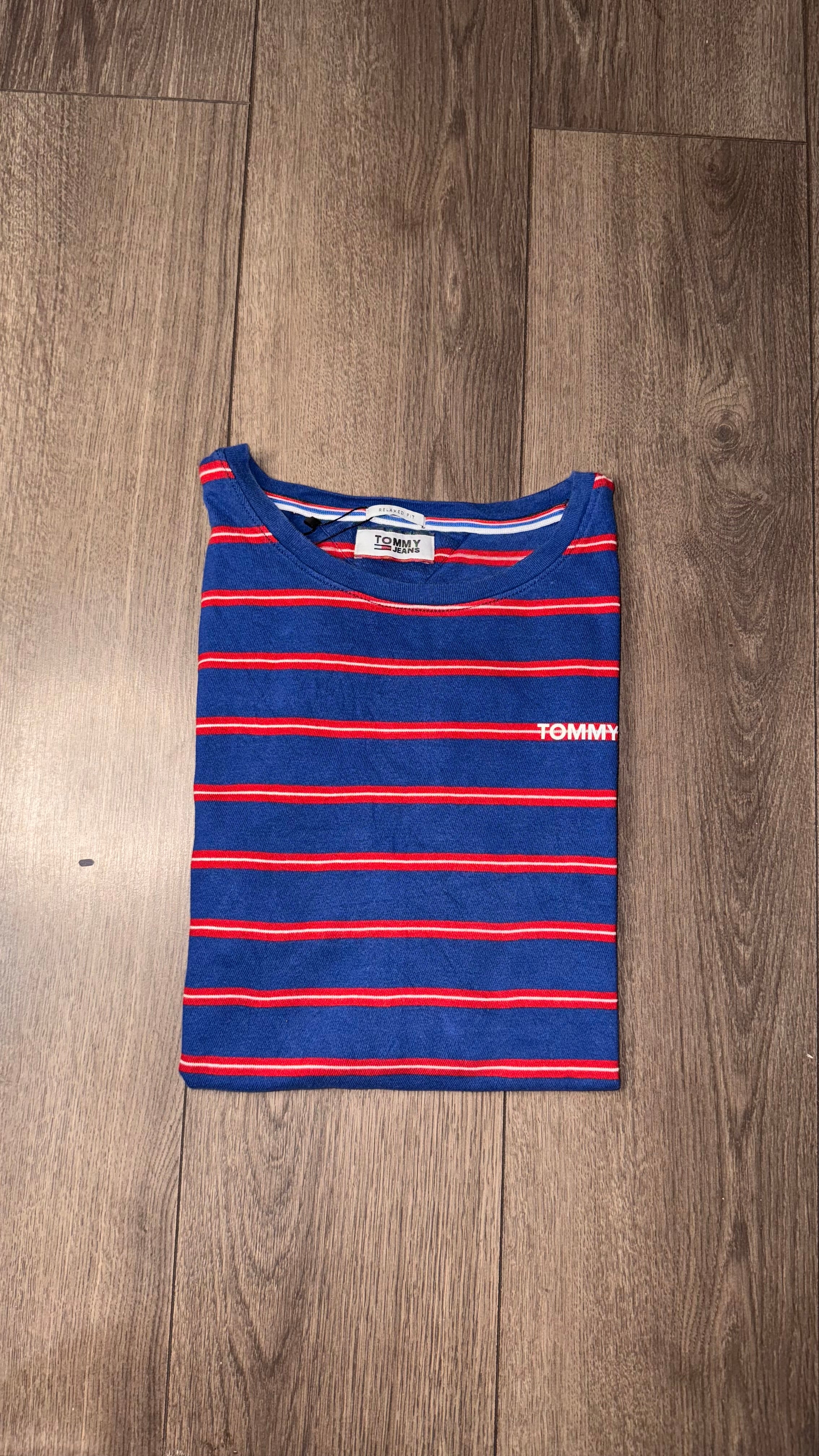 L PLAYERA TOMMY