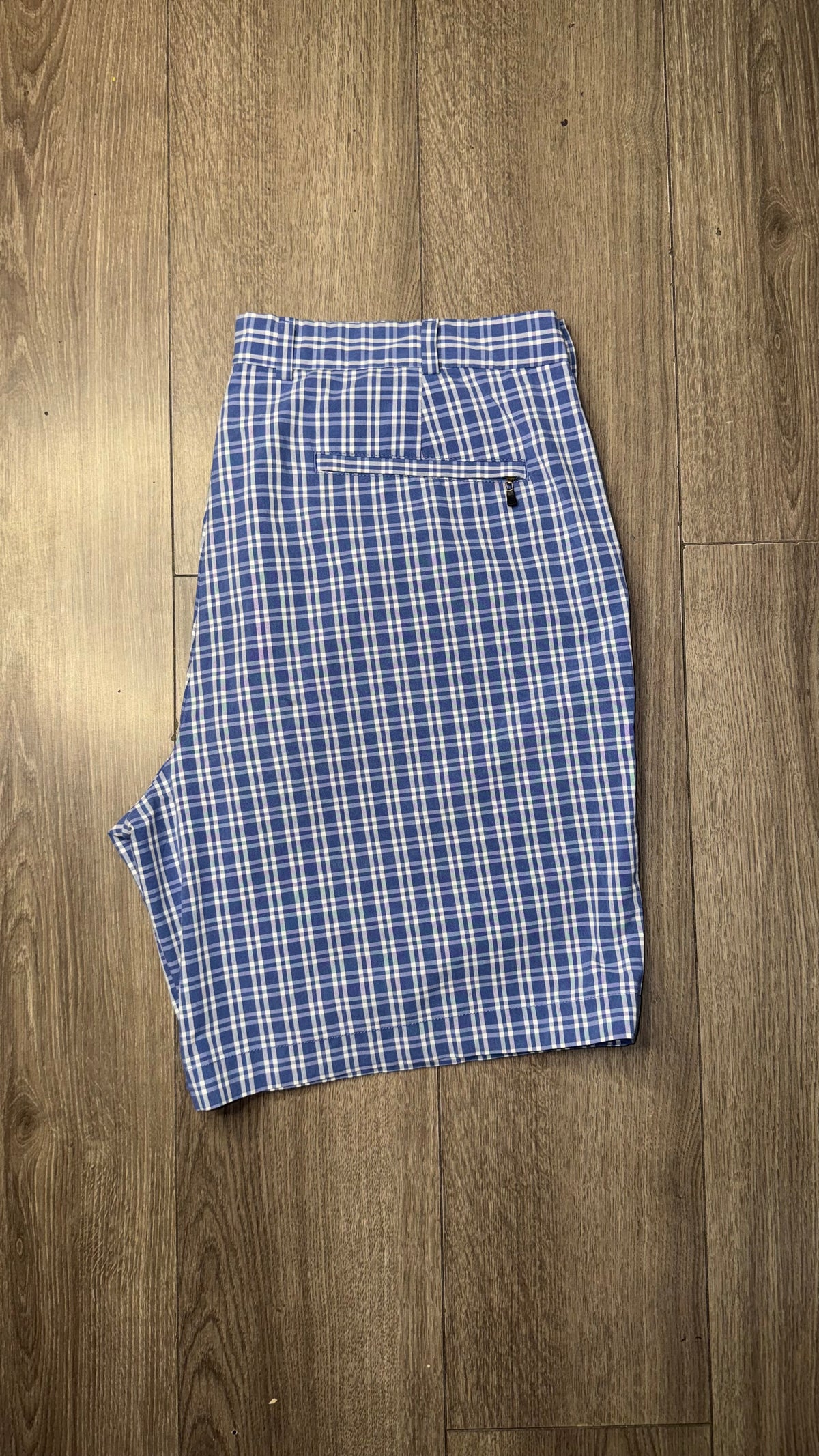 BERMUDA BROOKS BROTHERS
