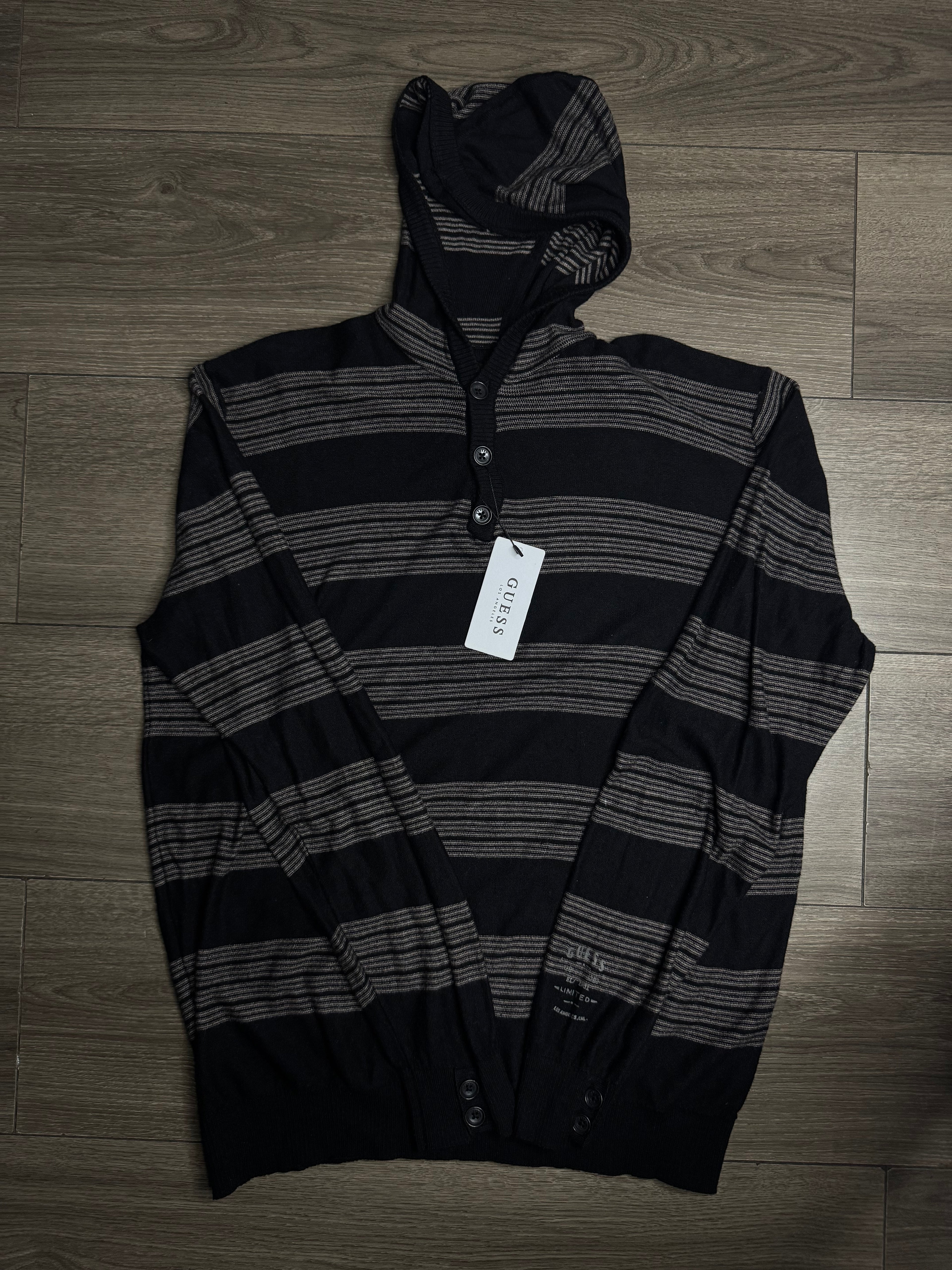 SUÉTER GUESS