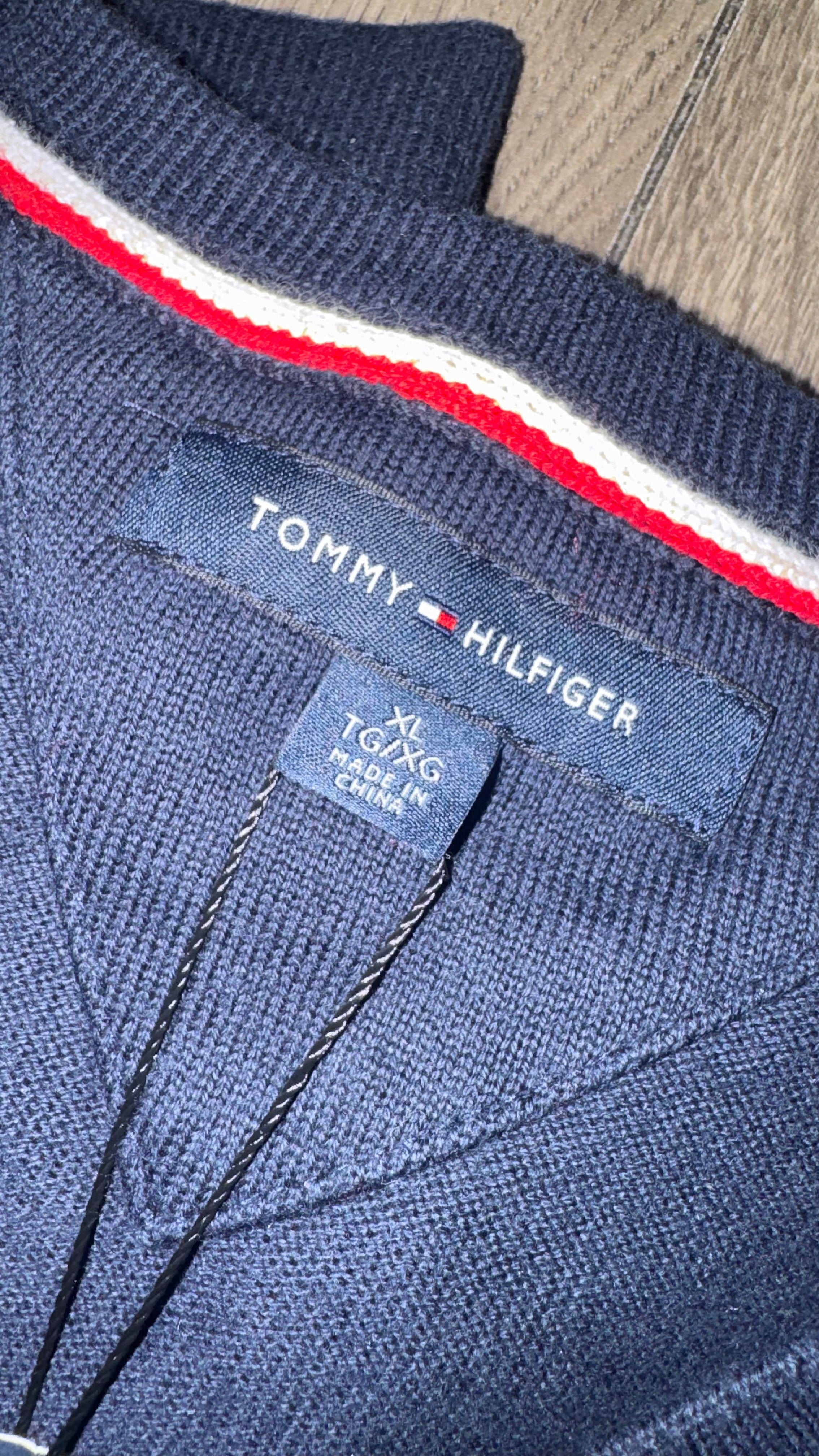 SUÉTER TOMMY HILFIGER