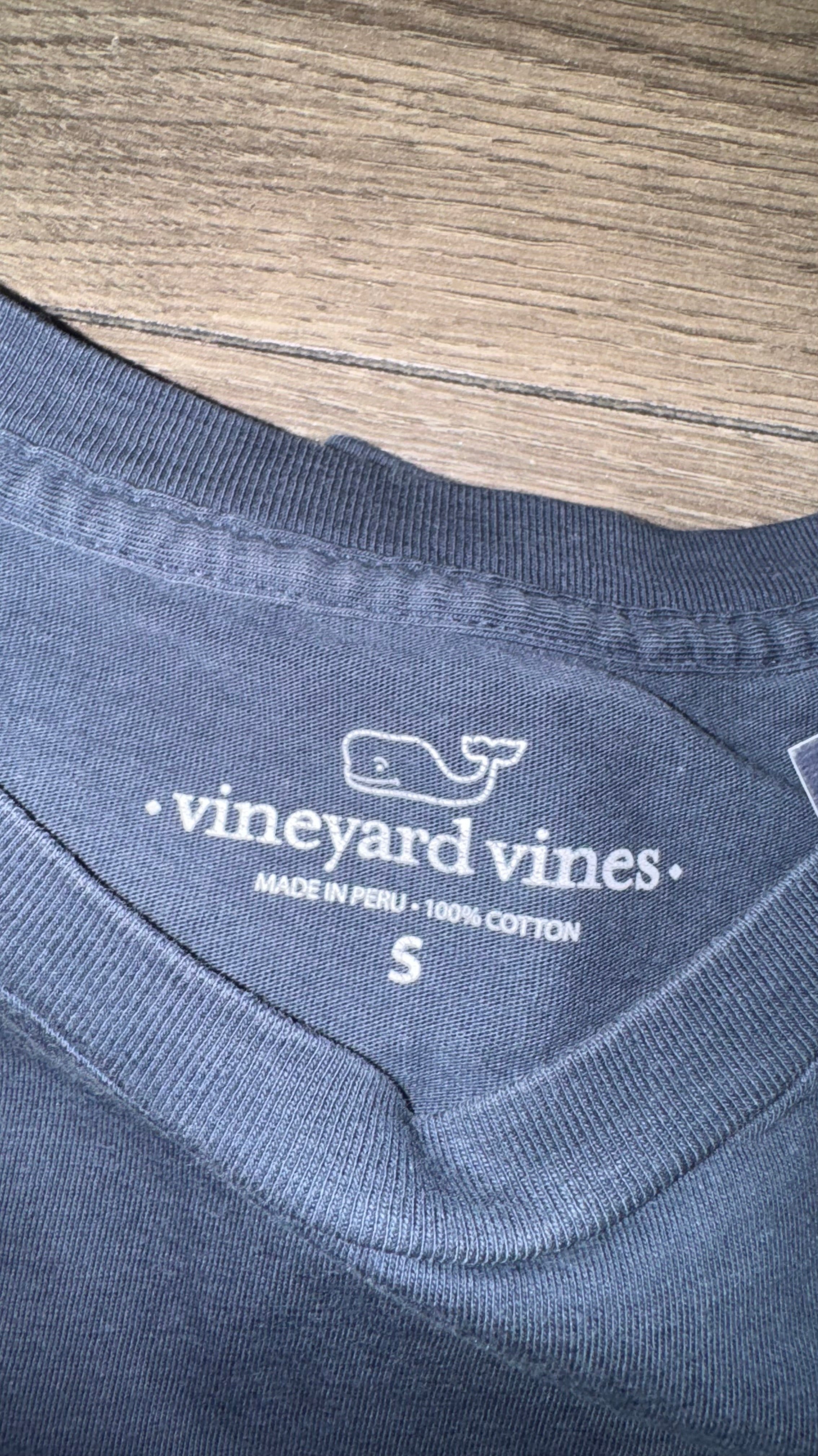 PLAYERA VINEYARD VINES