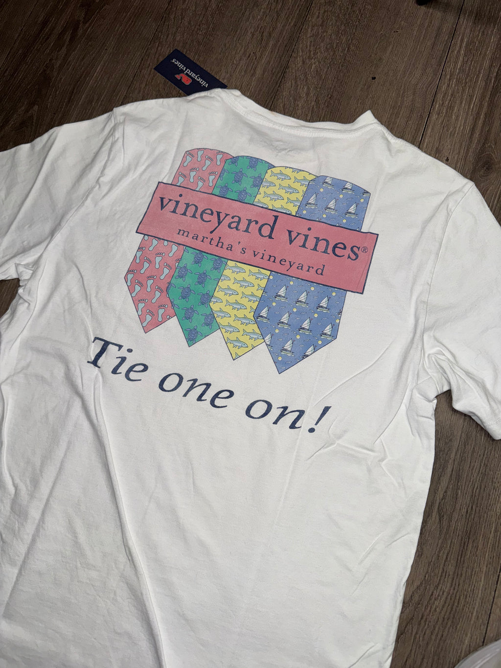 PLAYERA VINEYARD VINES
