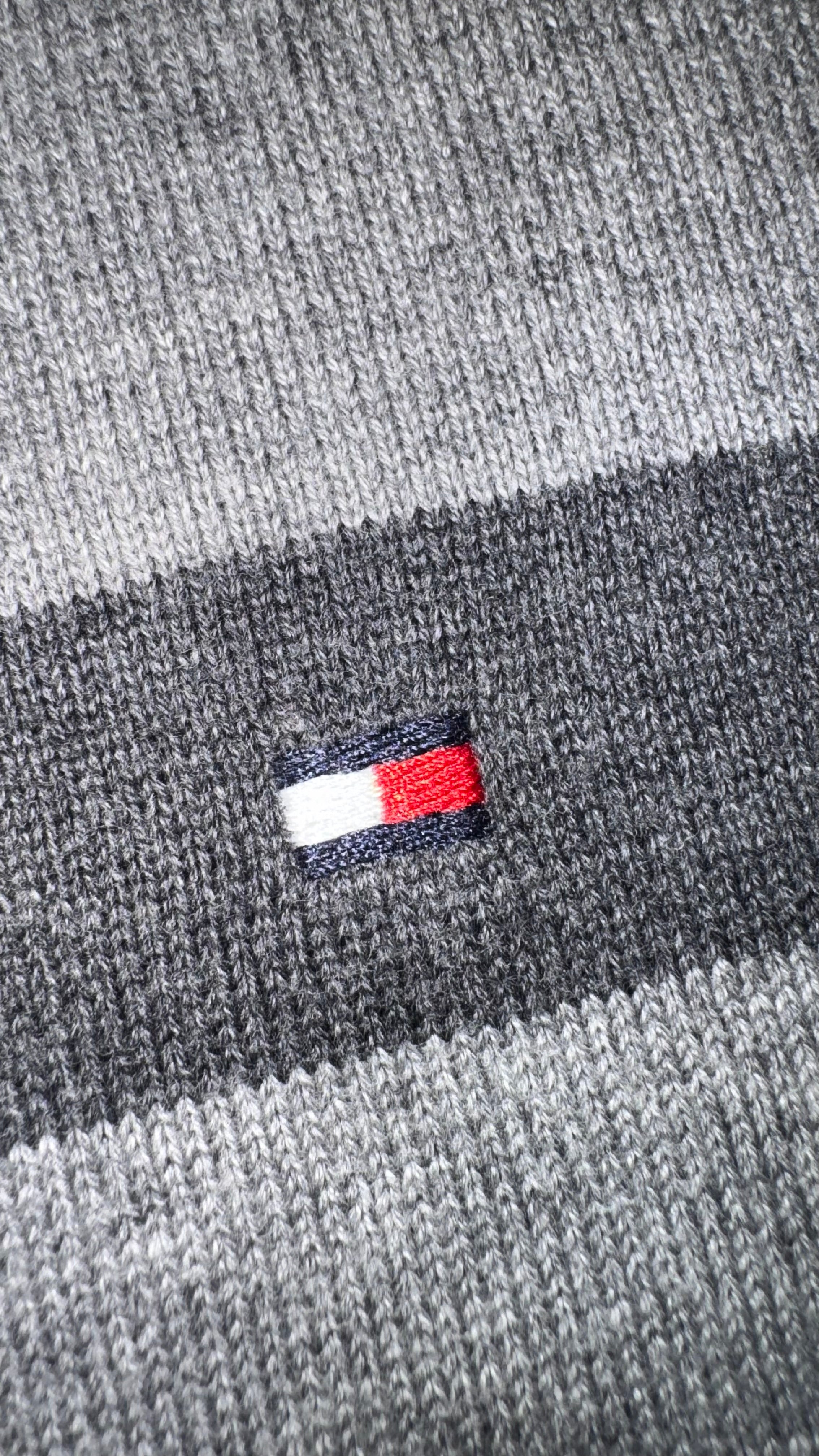 SUÉTER TOMMY HILFIGER
