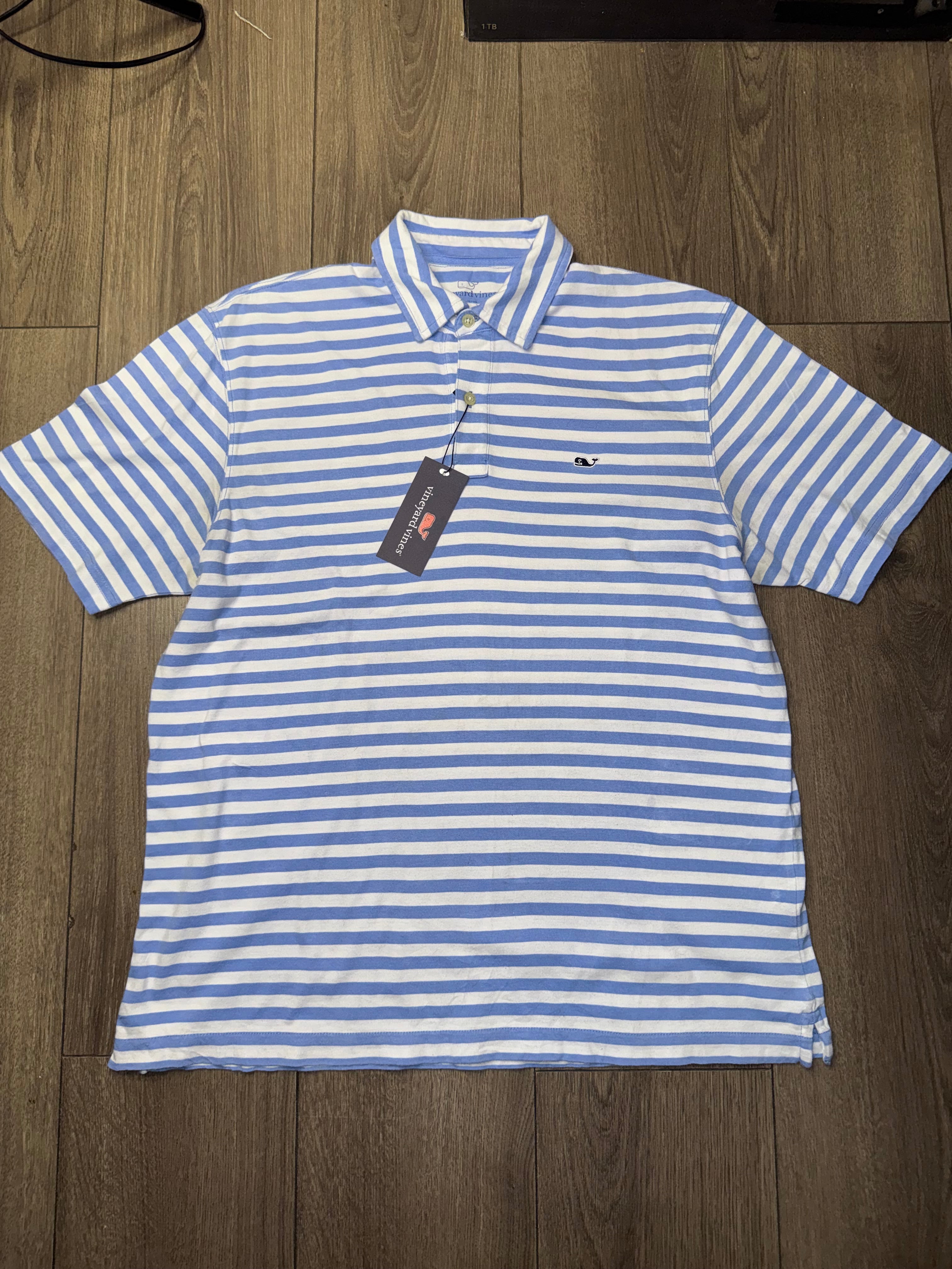 PLAYERA VINEYARD VINES