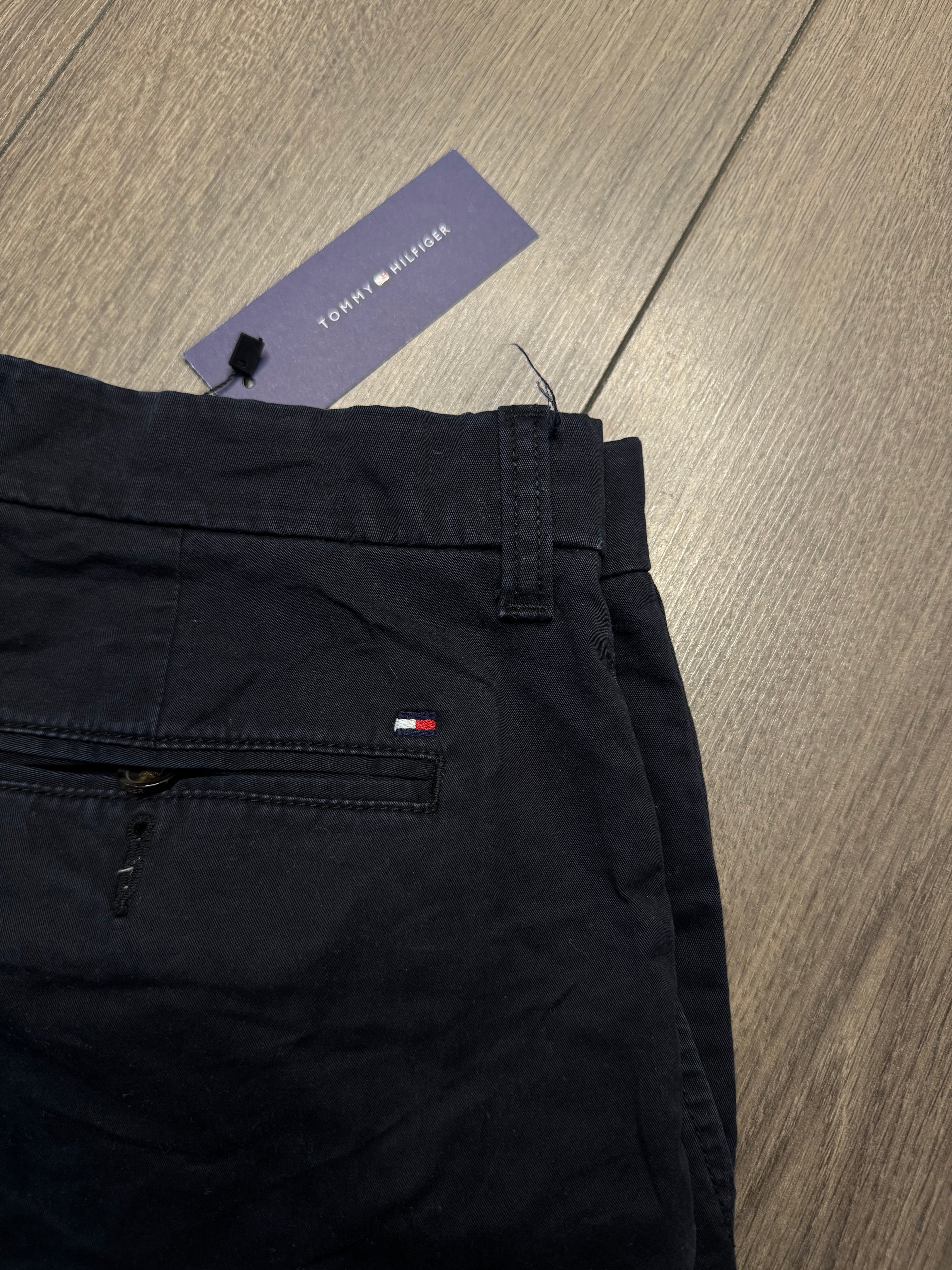 PANTALÓN TOMMY HILFIGER