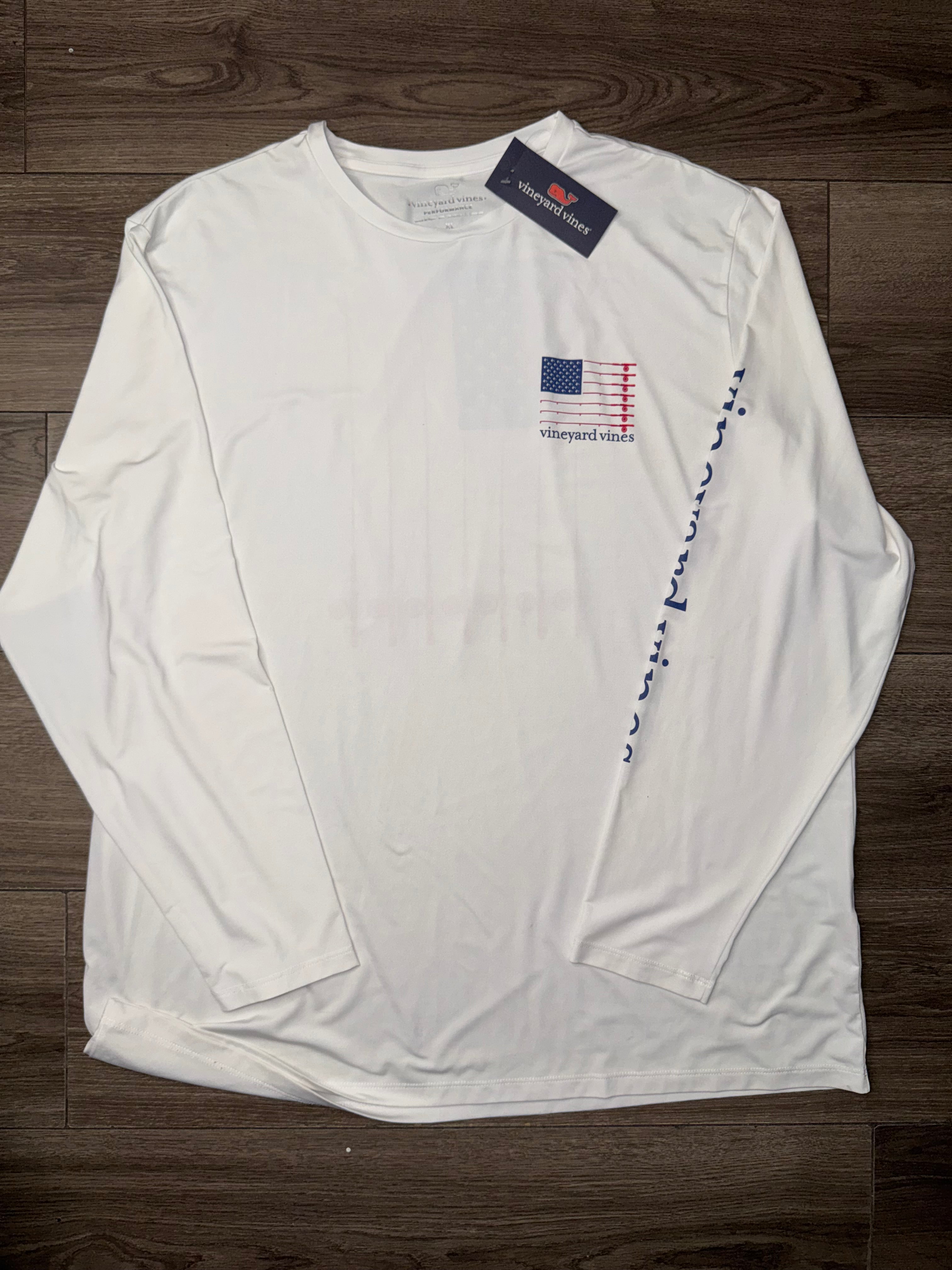 PLAYERA VINEYARD VINES