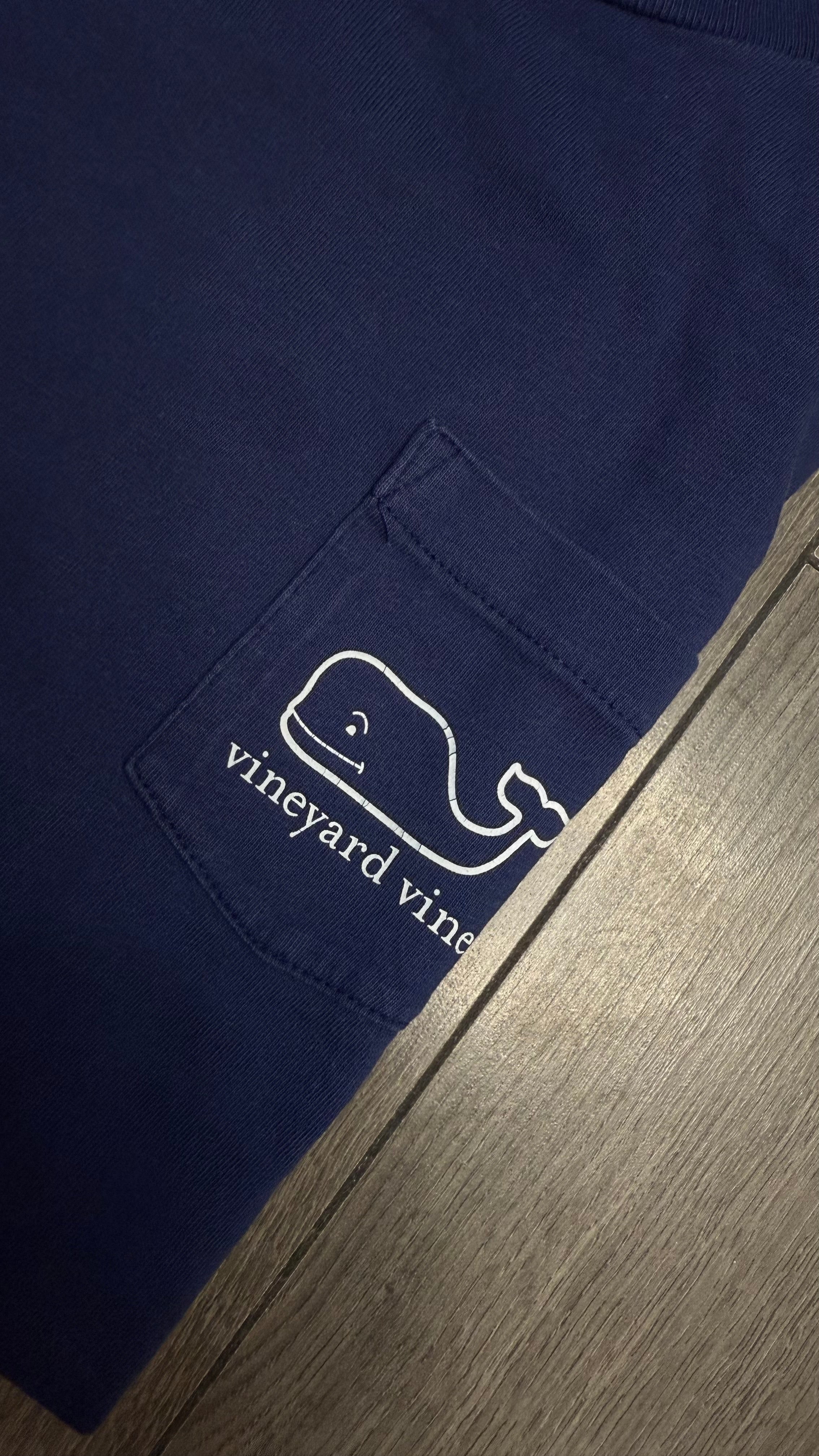 12-14 PLAYERA VINEYARD