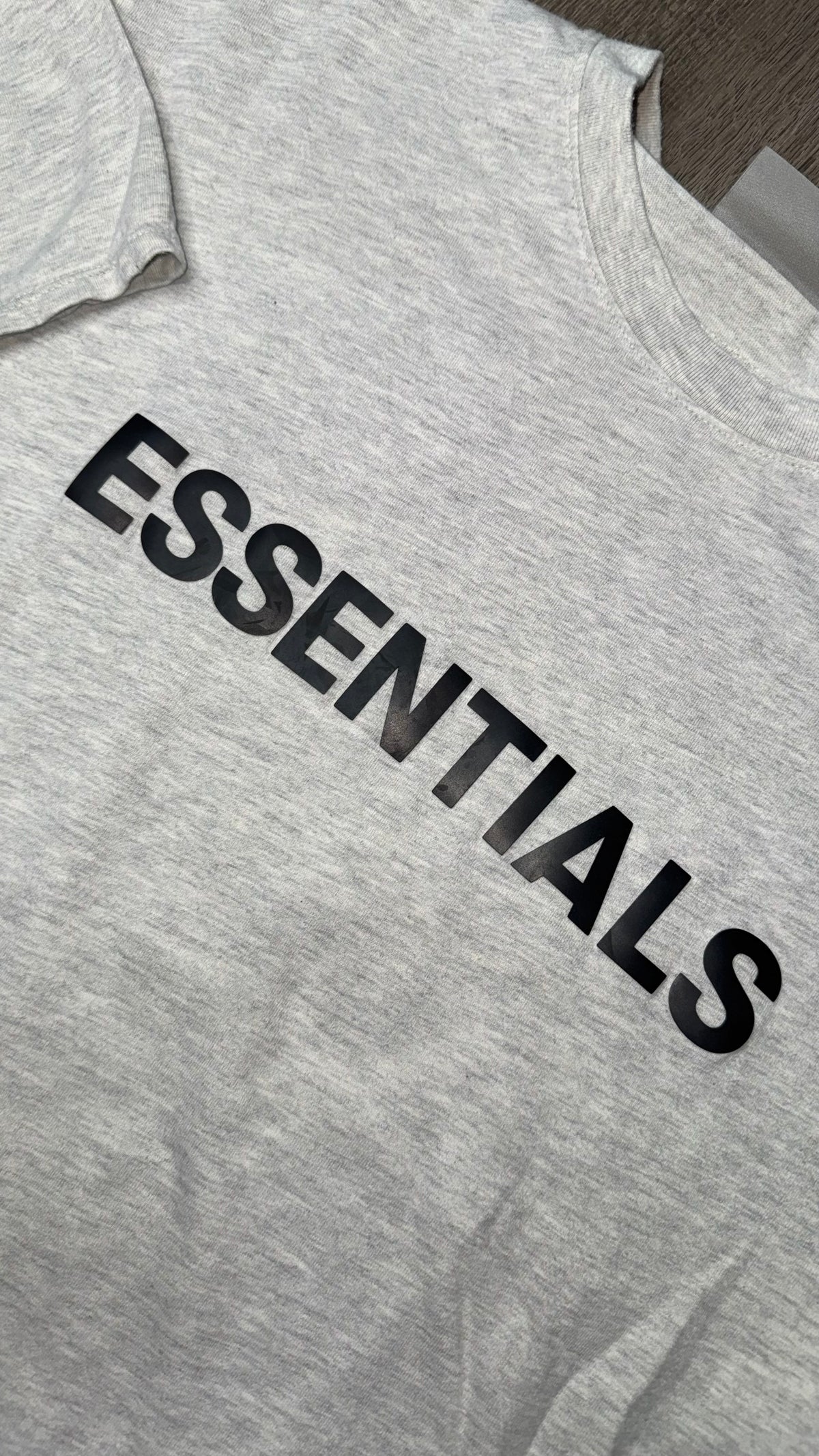 PLAYERA ESSENTIALS