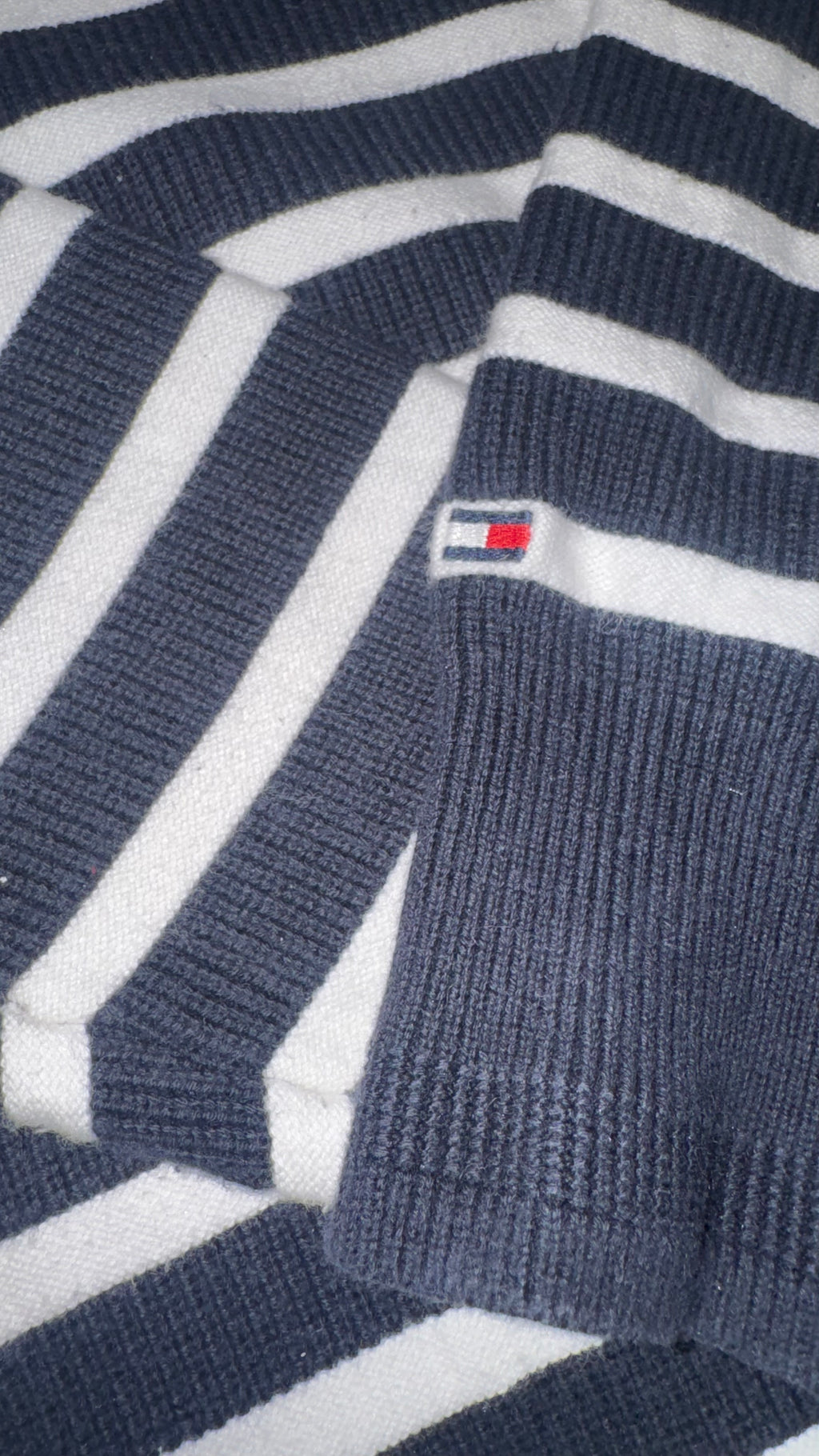 SUÉTER TOMMY HILFIGER