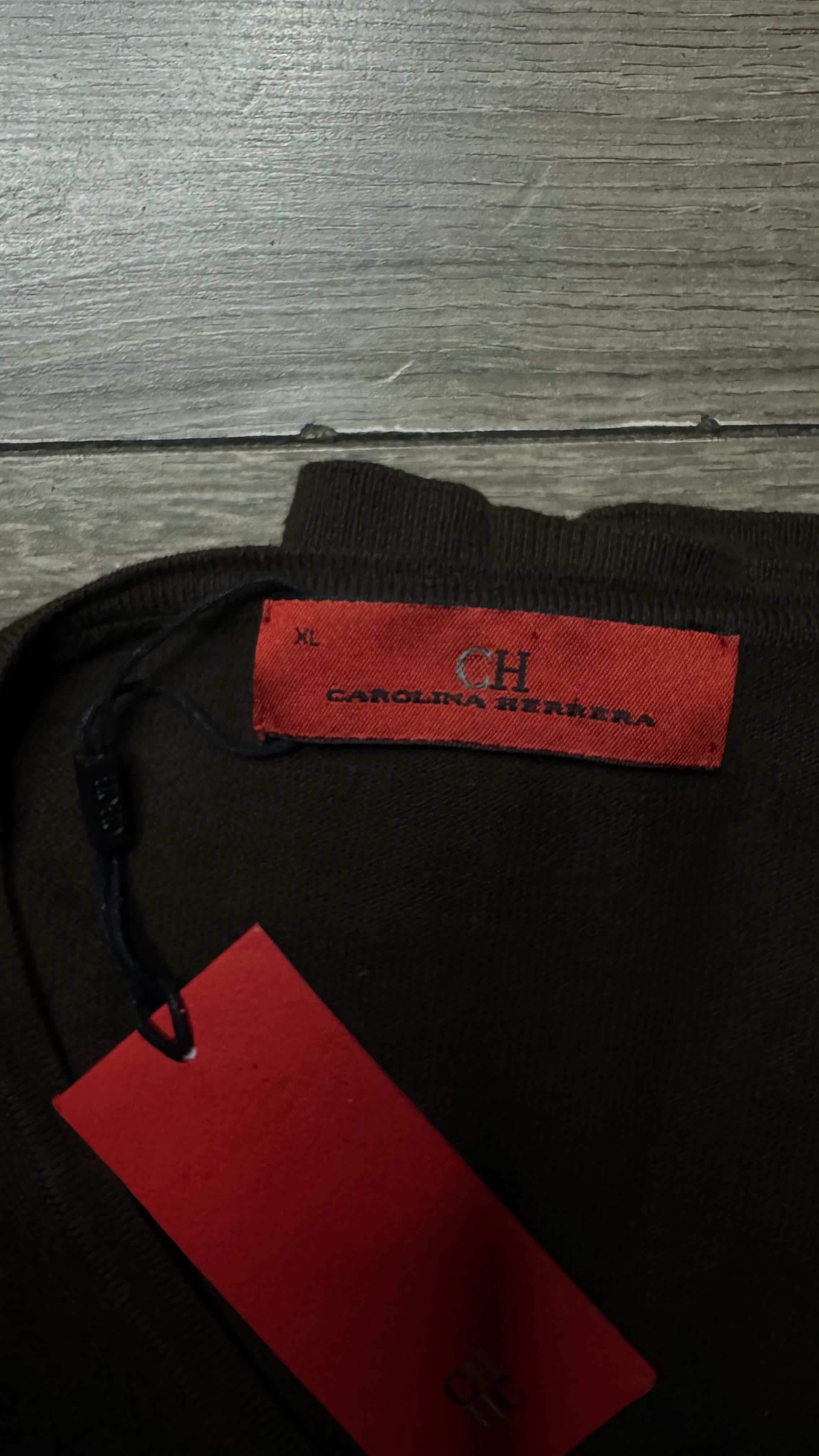 SUÉTER CAROLINA HERRERA