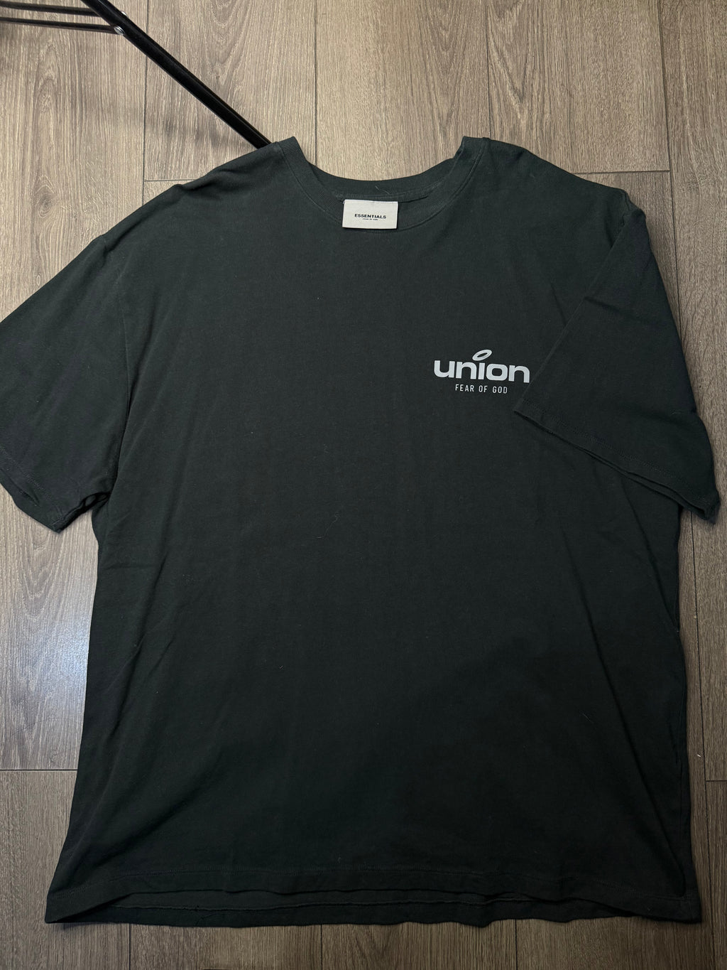 XL PLAYERA ESSENTIALS