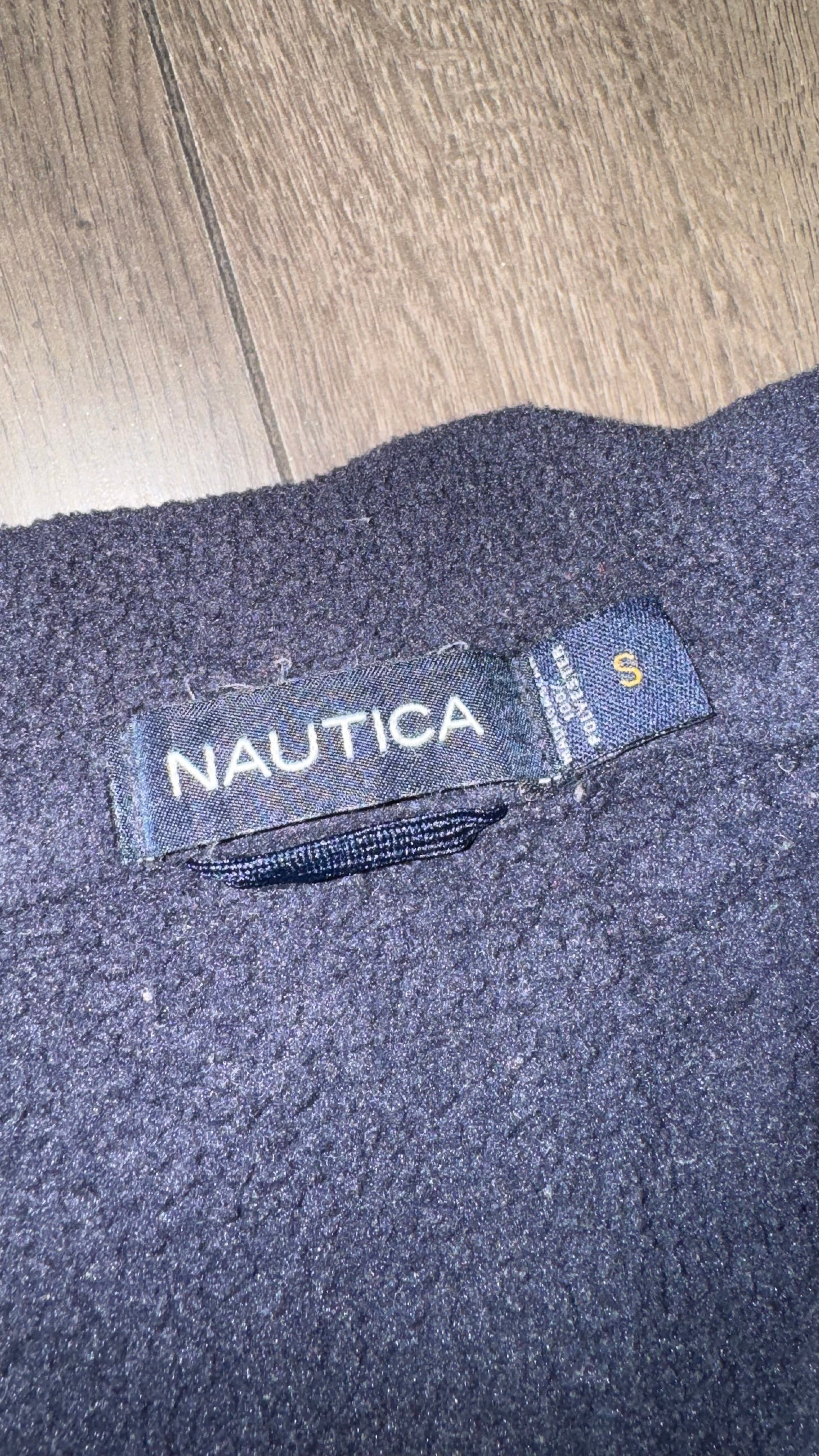 SUÉTER NÁUTICA