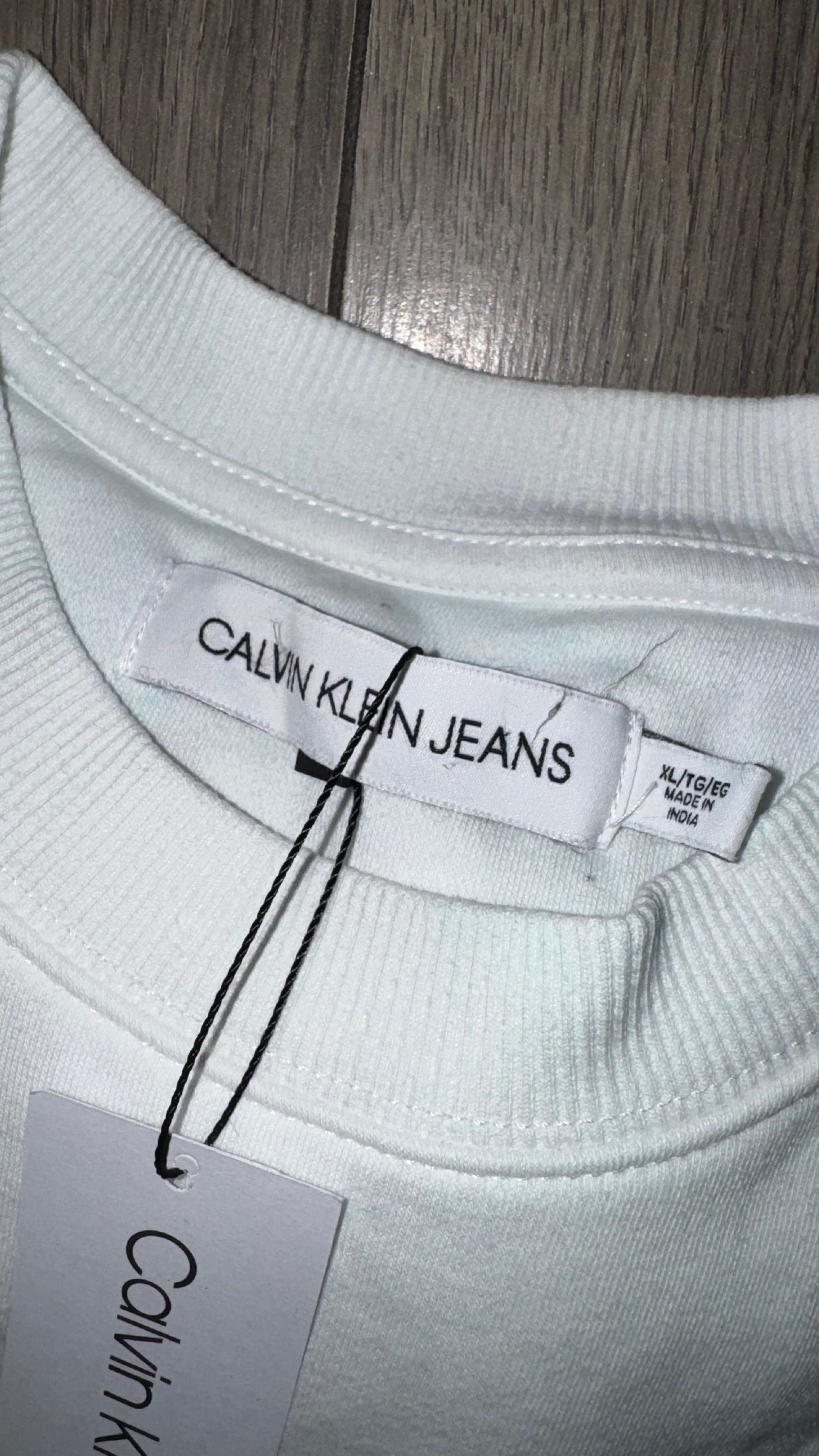 SUÉTER CALVIN KLEIN