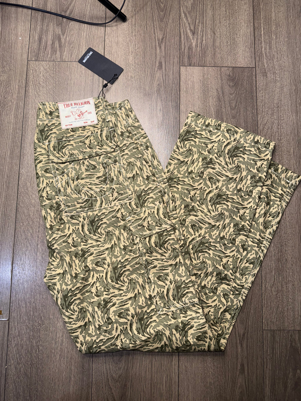 PANTALÓN THRUE RELIGION