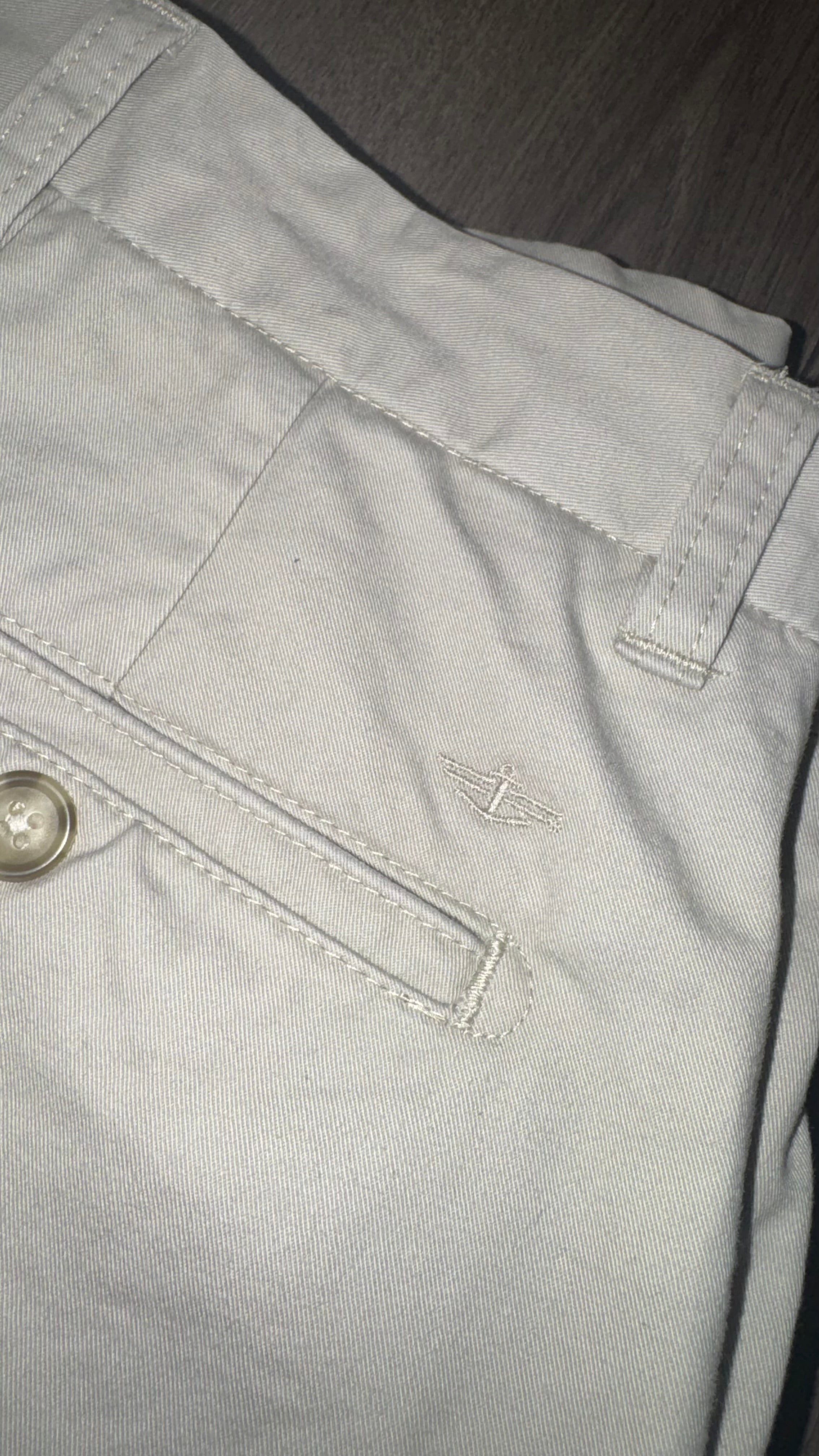 PANTALÓN DOCKERS