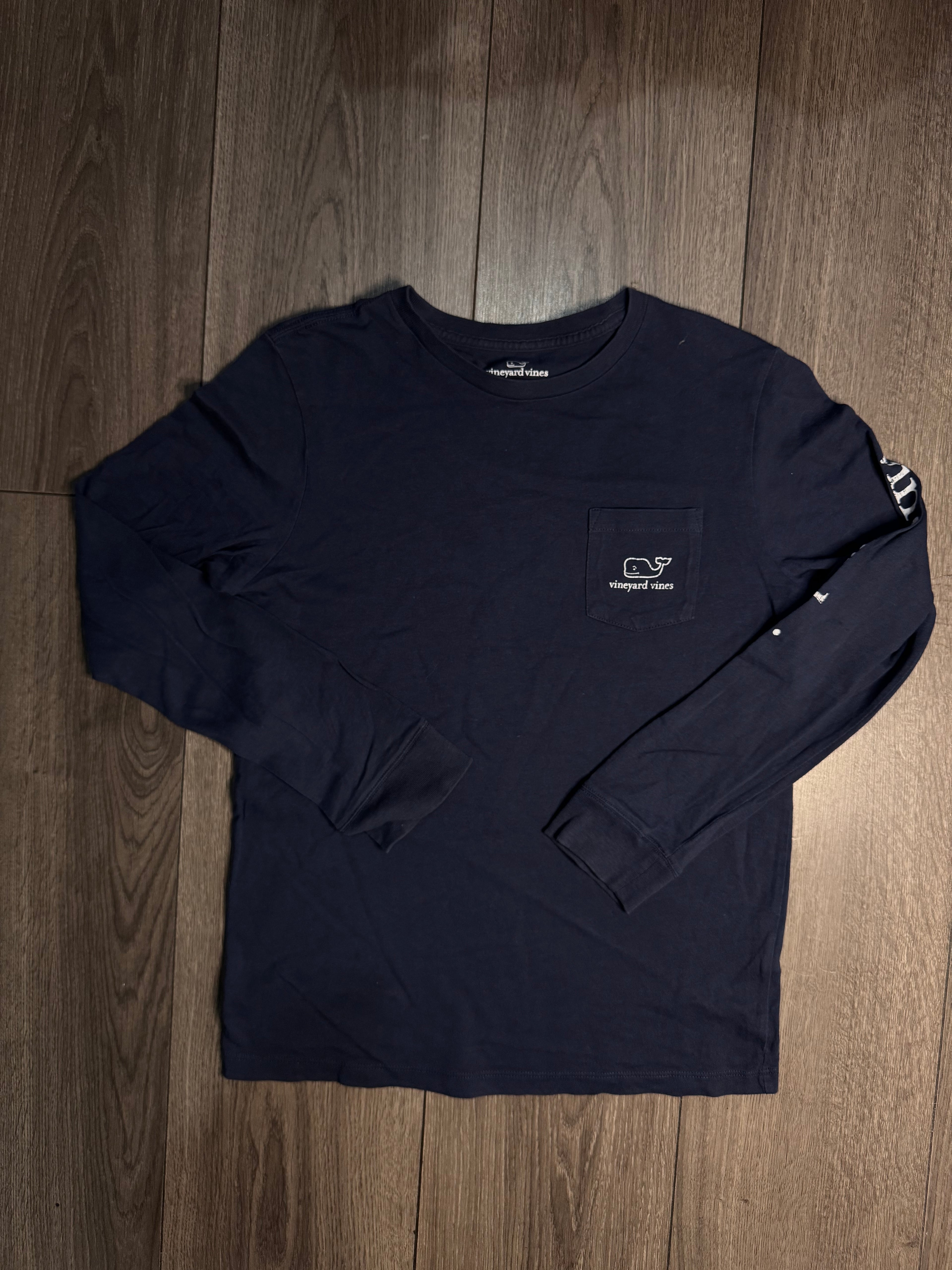 12-14 PLAYERA VINEYARD