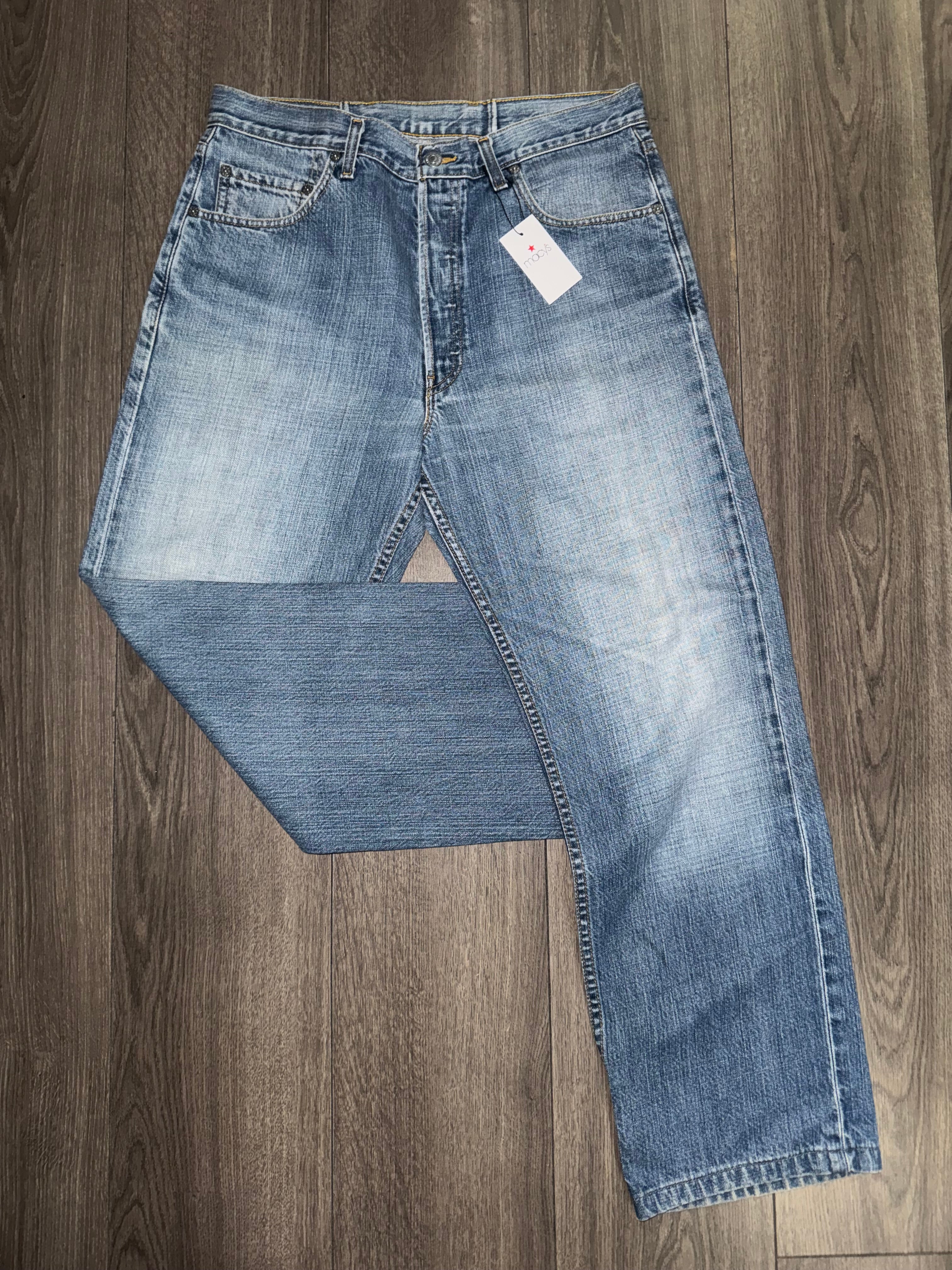 PANTALÓN LEVIS