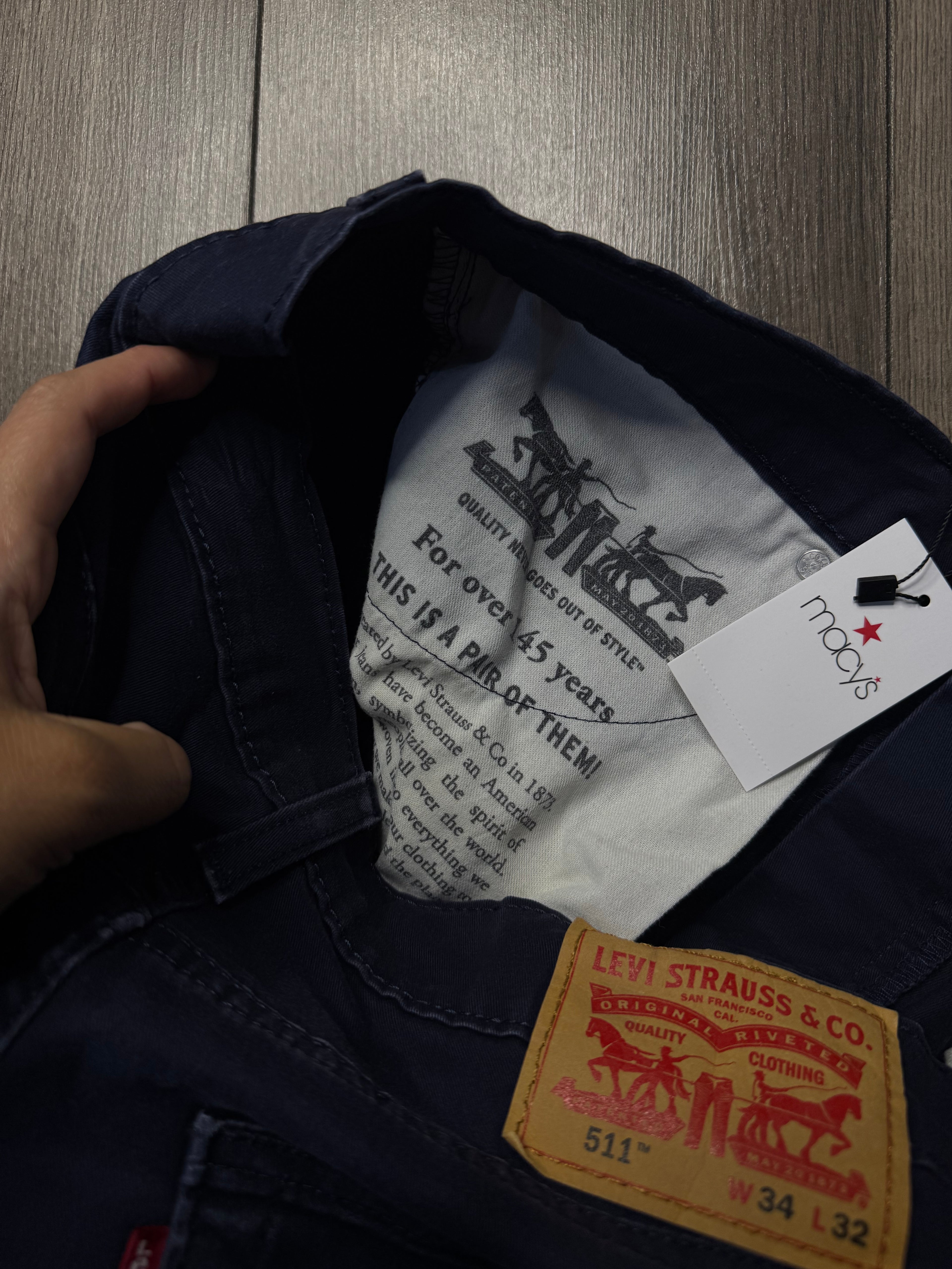 PANTALÓN LEVIS